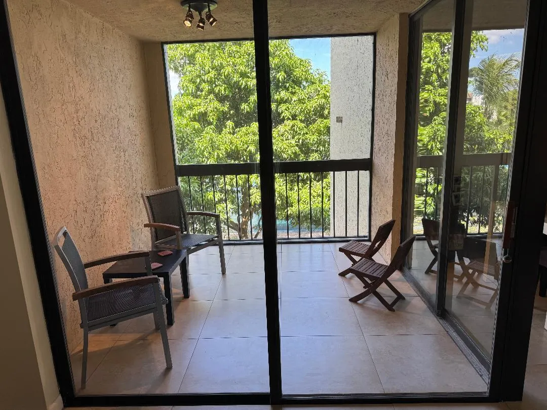 825 EGRET Circle SE #304