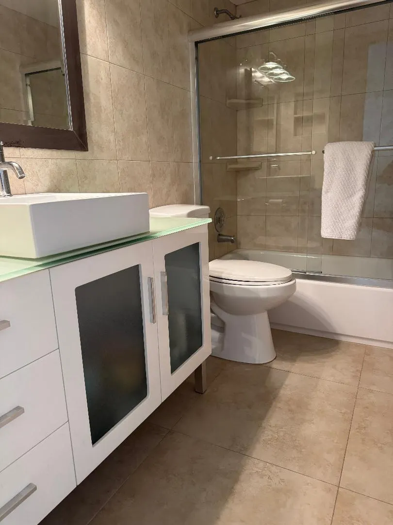 825 EGRET Circle SE #304