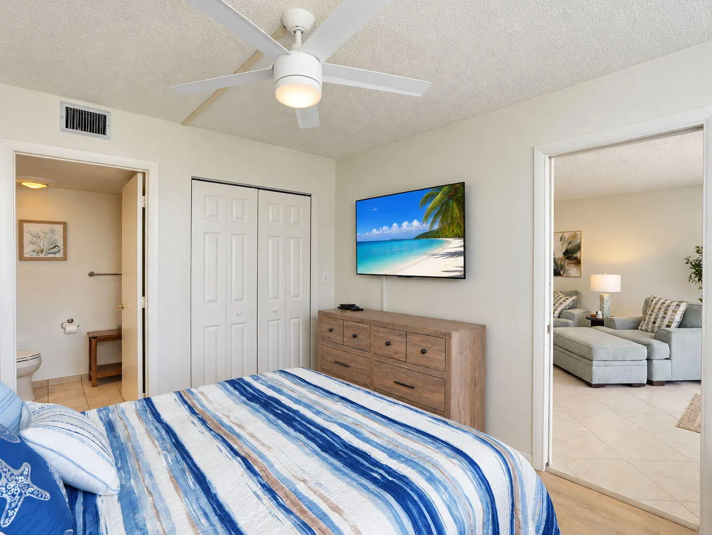 1 HARBOURSIDE Drive #4302
