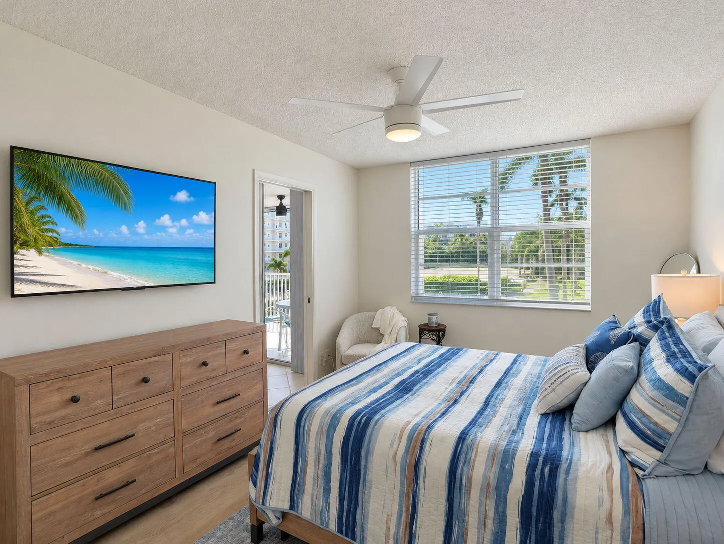 1 HARBOURSIDE Drive #4302
