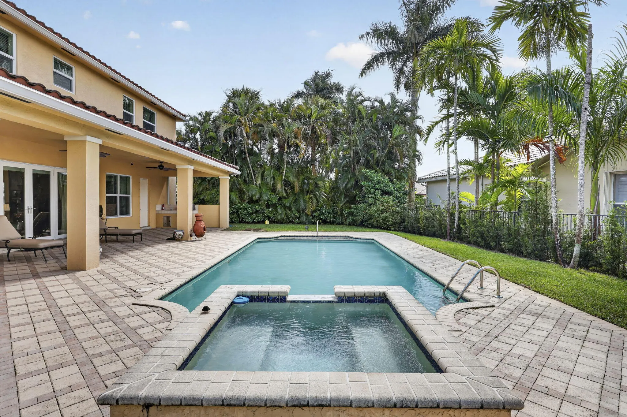 4485 ISLAND REEF Drive