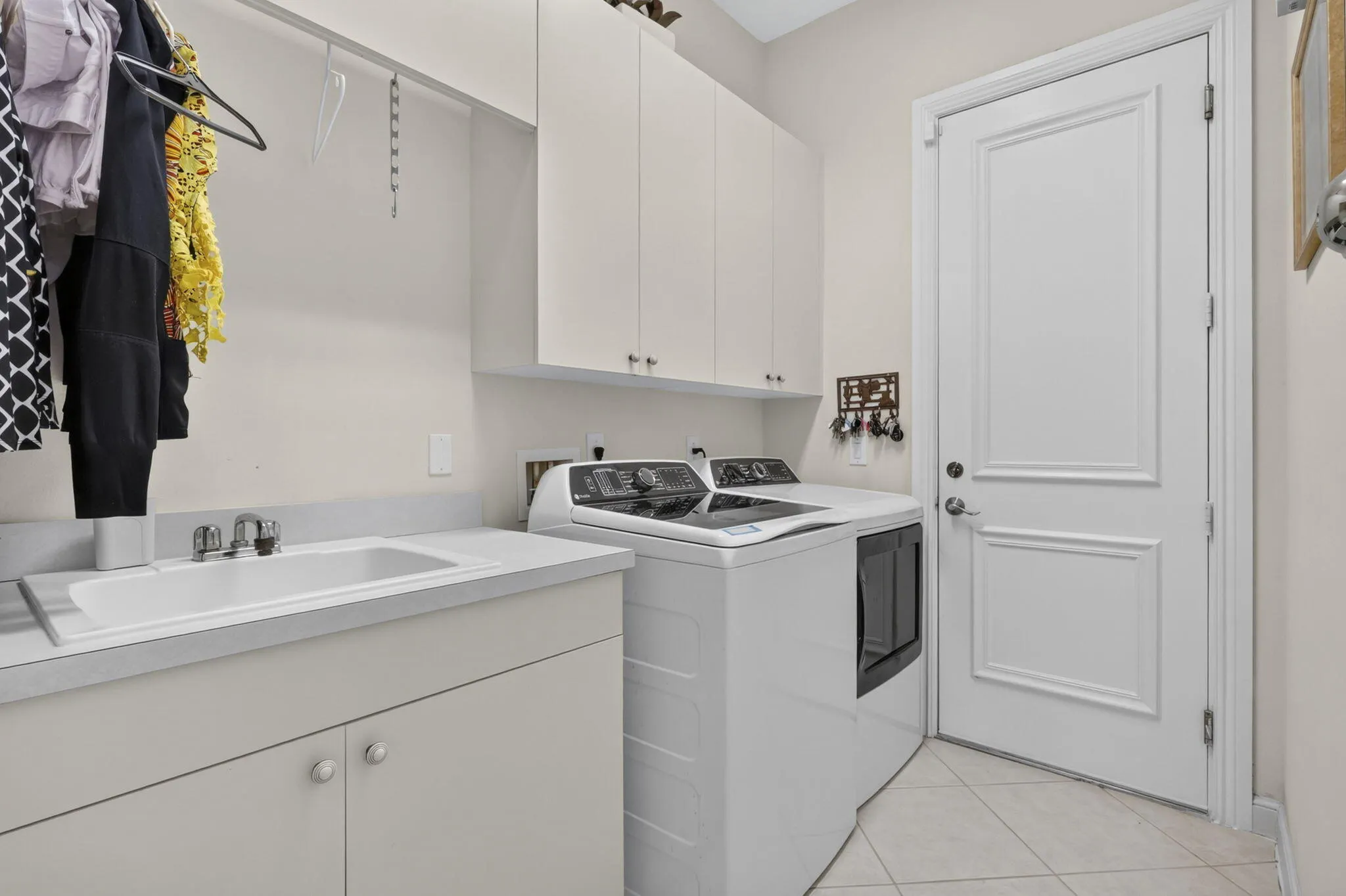 4485 ISLAND REEF Drive