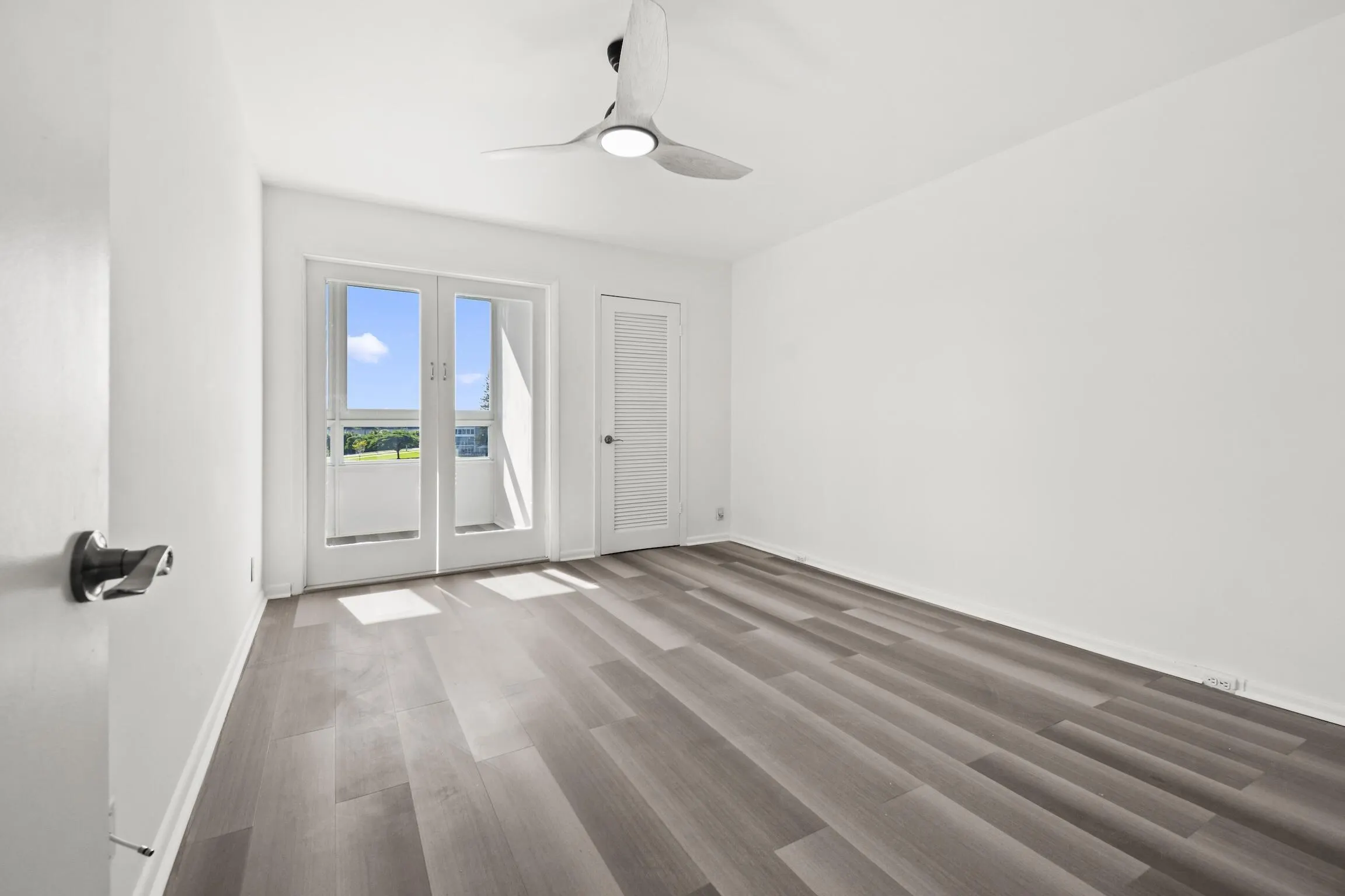 4047 Lincoln #C