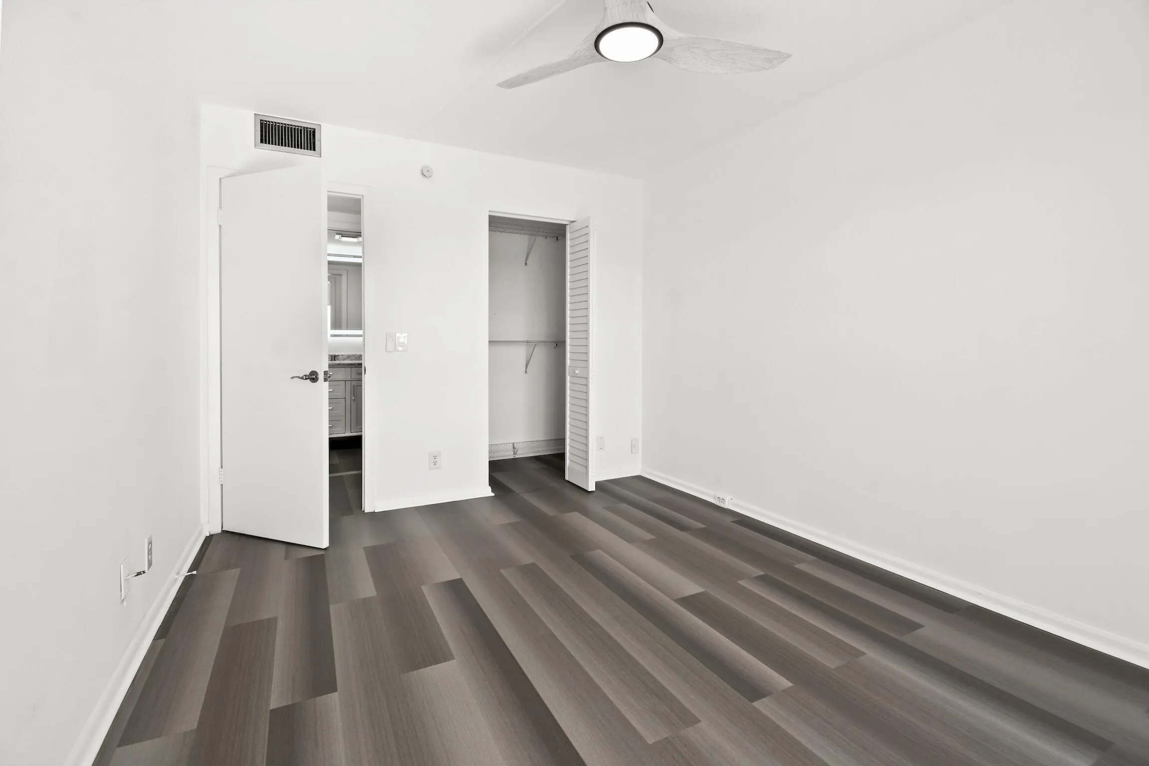 4047 Lincoln #C