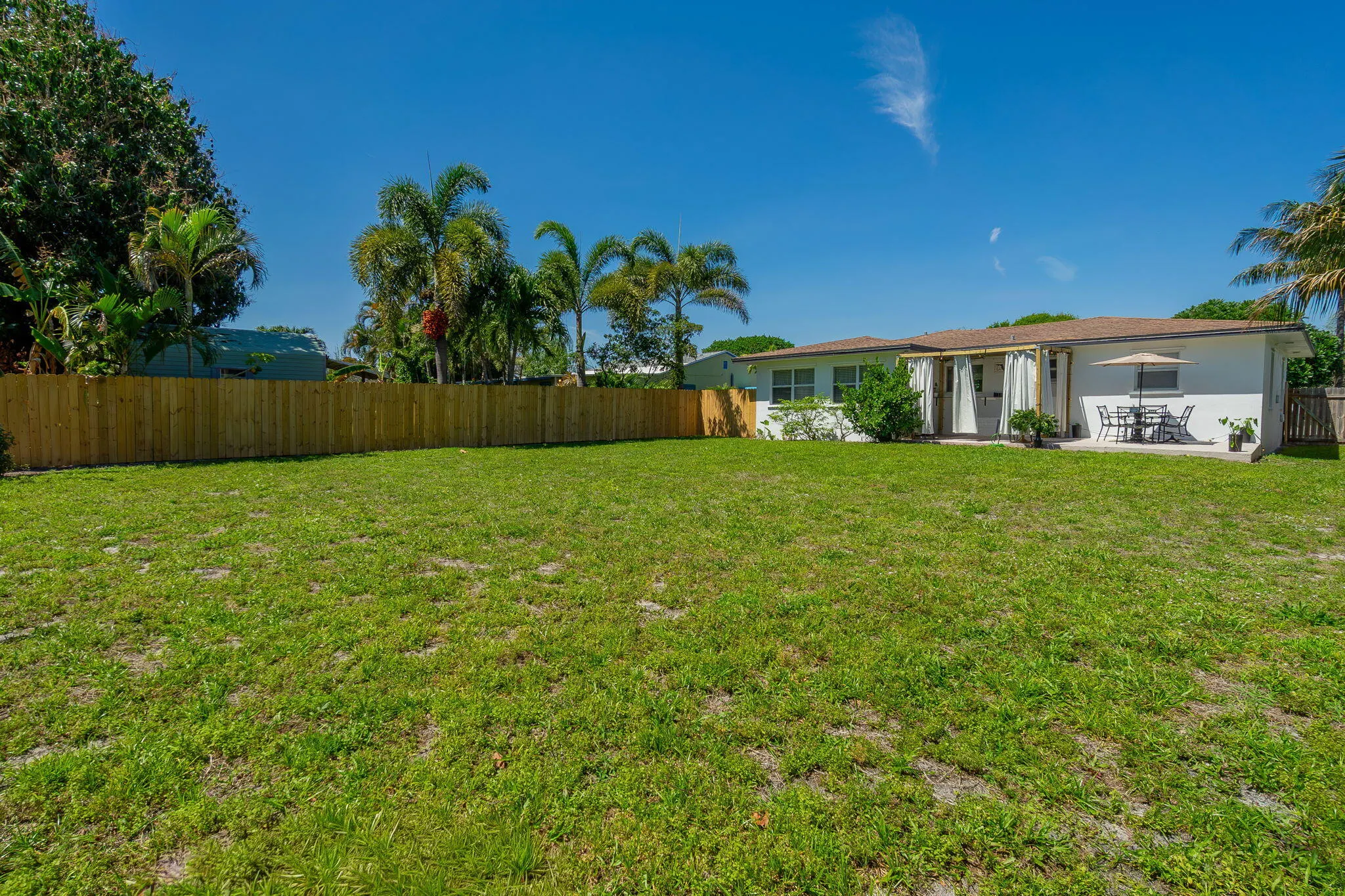 246 NE 14TH Street