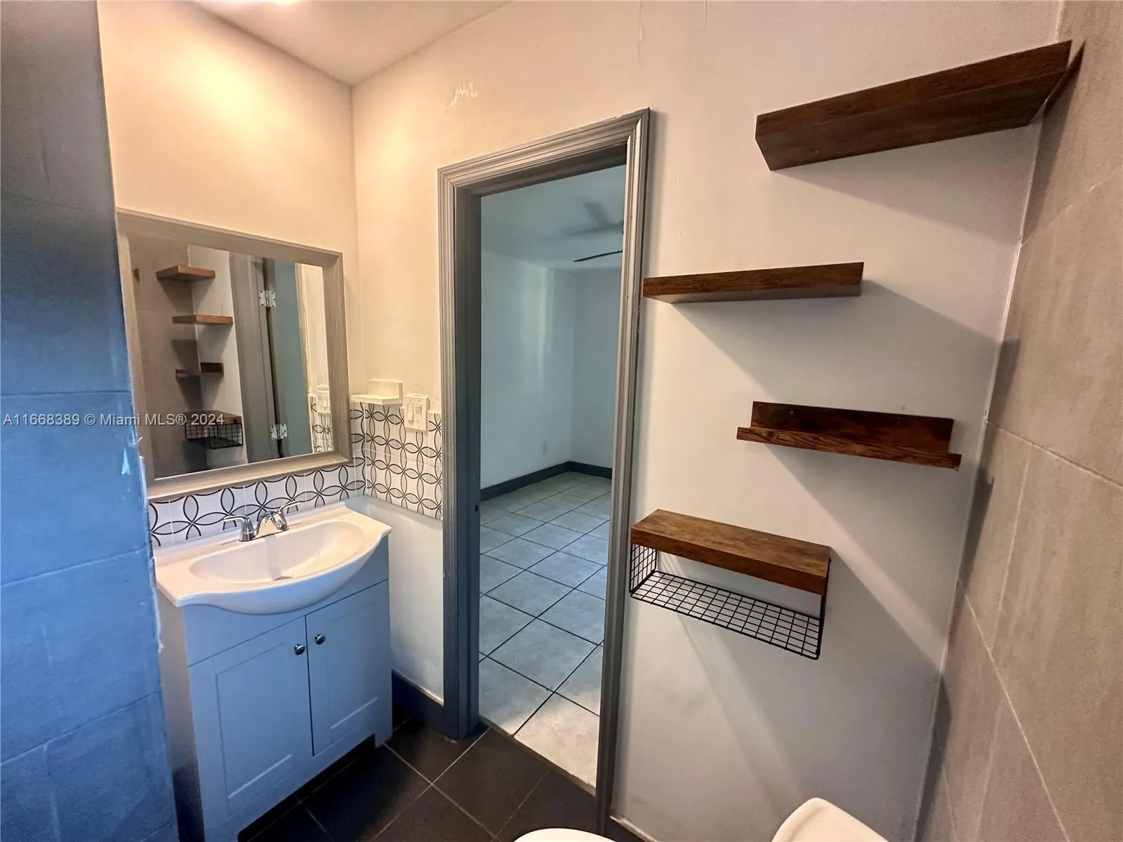 1418 SW 27th Street #1-4