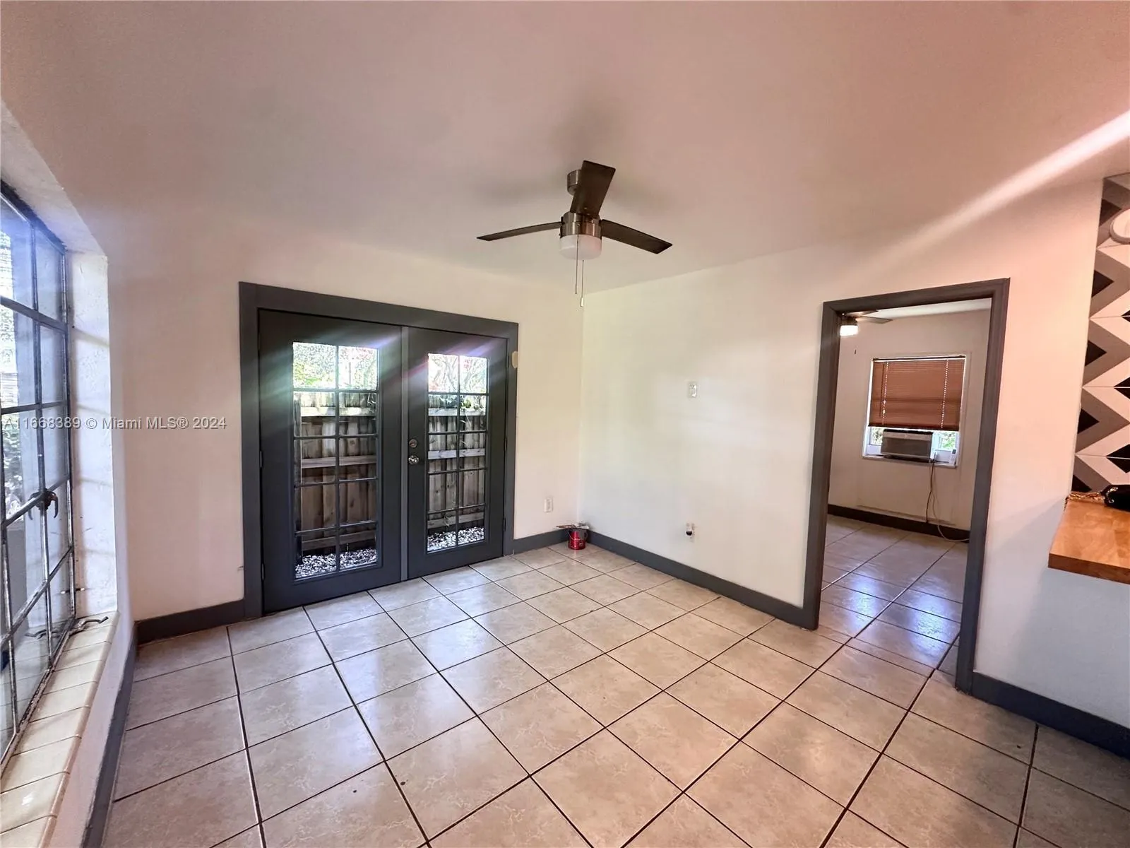 1418 SW 27th Street #1-4