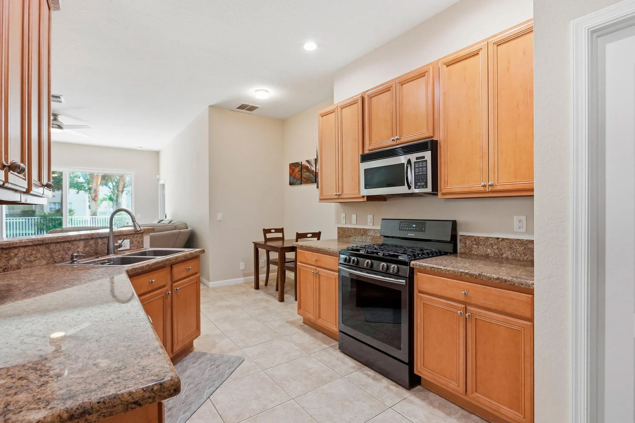 375 BERENGER Walk