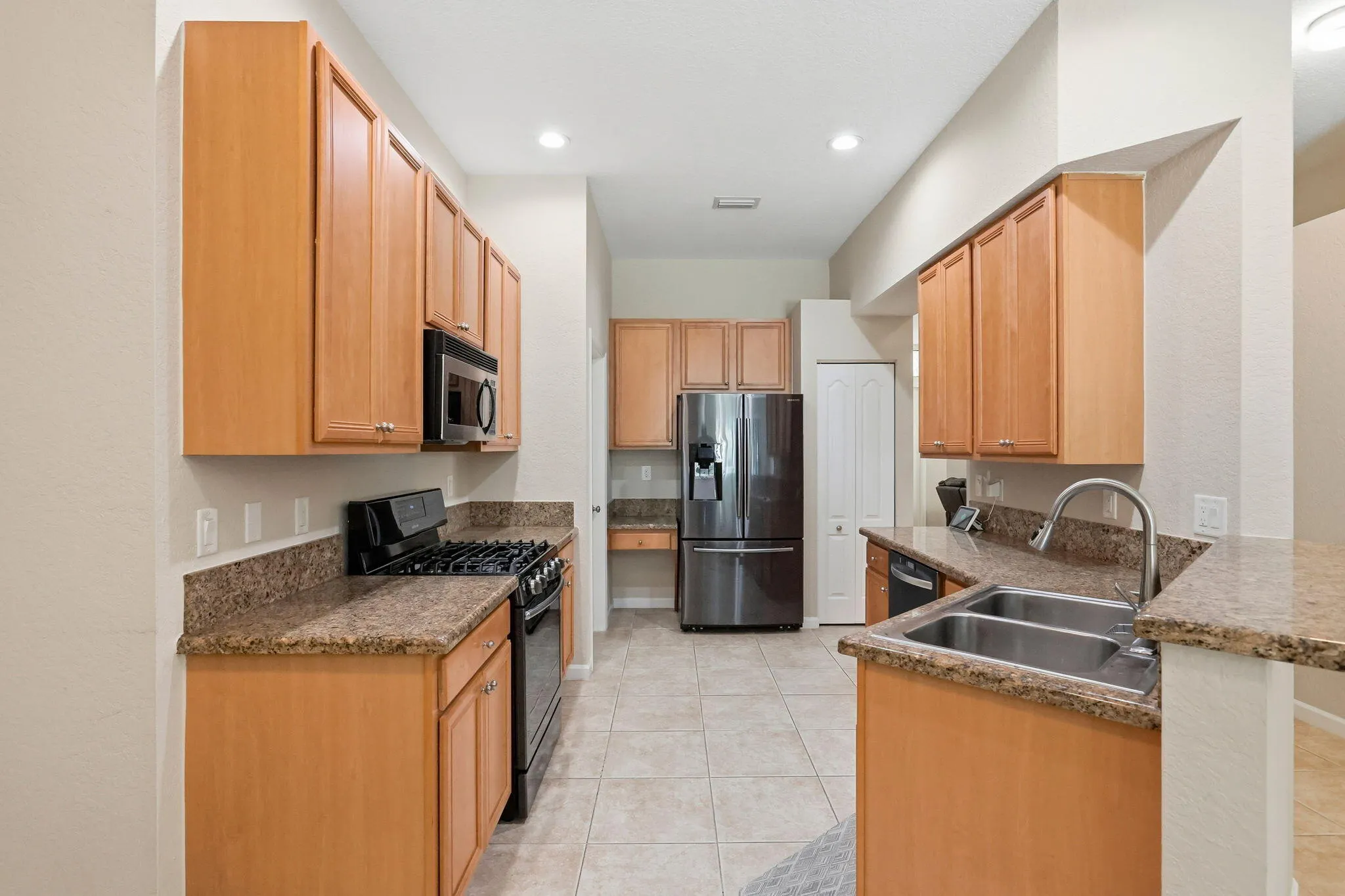 375 BERENGER Walk