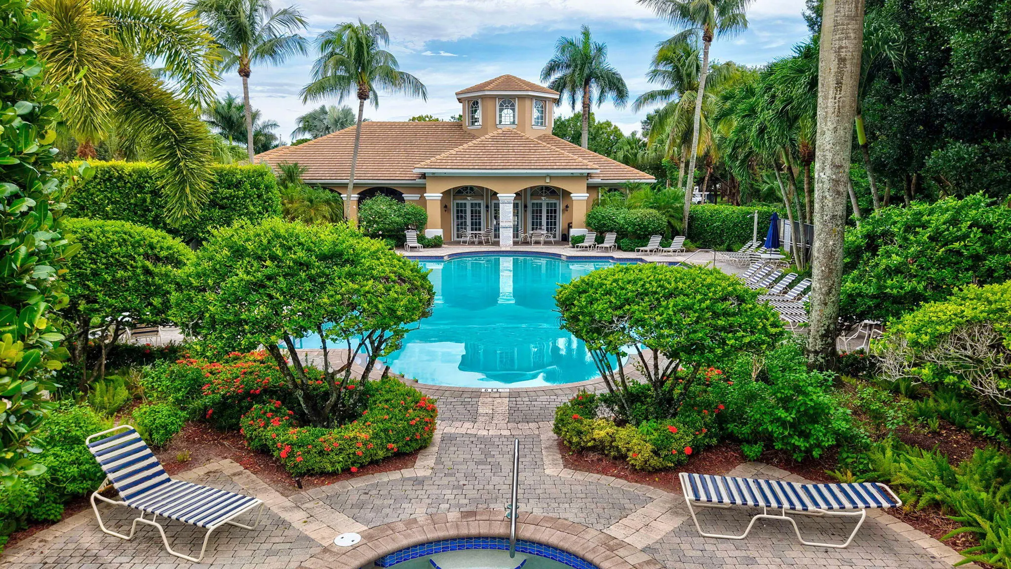 375 BERENGER Walk