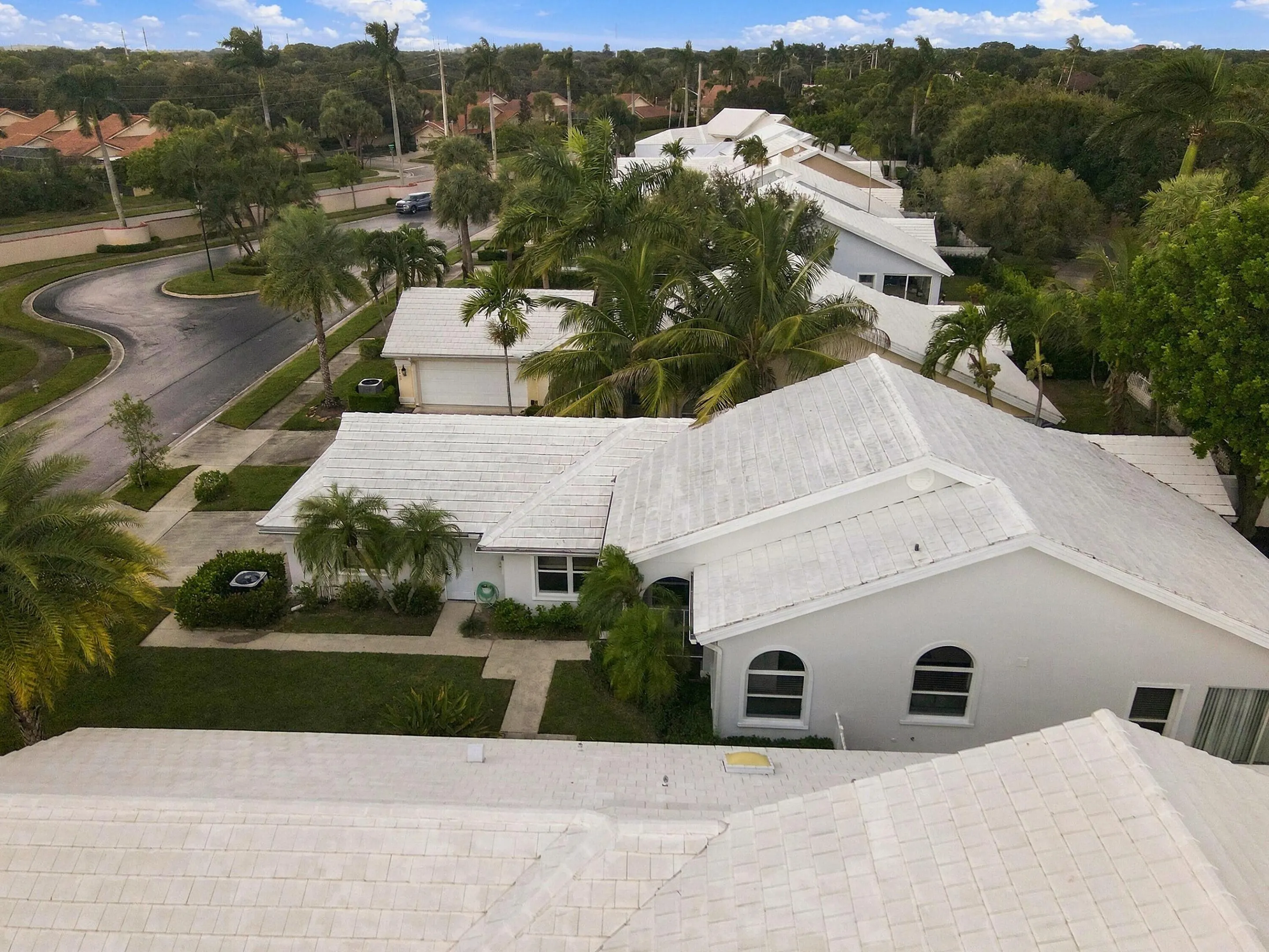 2398 Saratoga Bay Drive