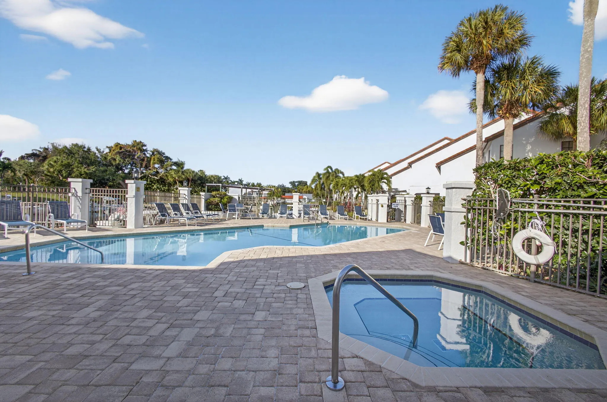 2439 Treasure Isle Drive #Unit 7