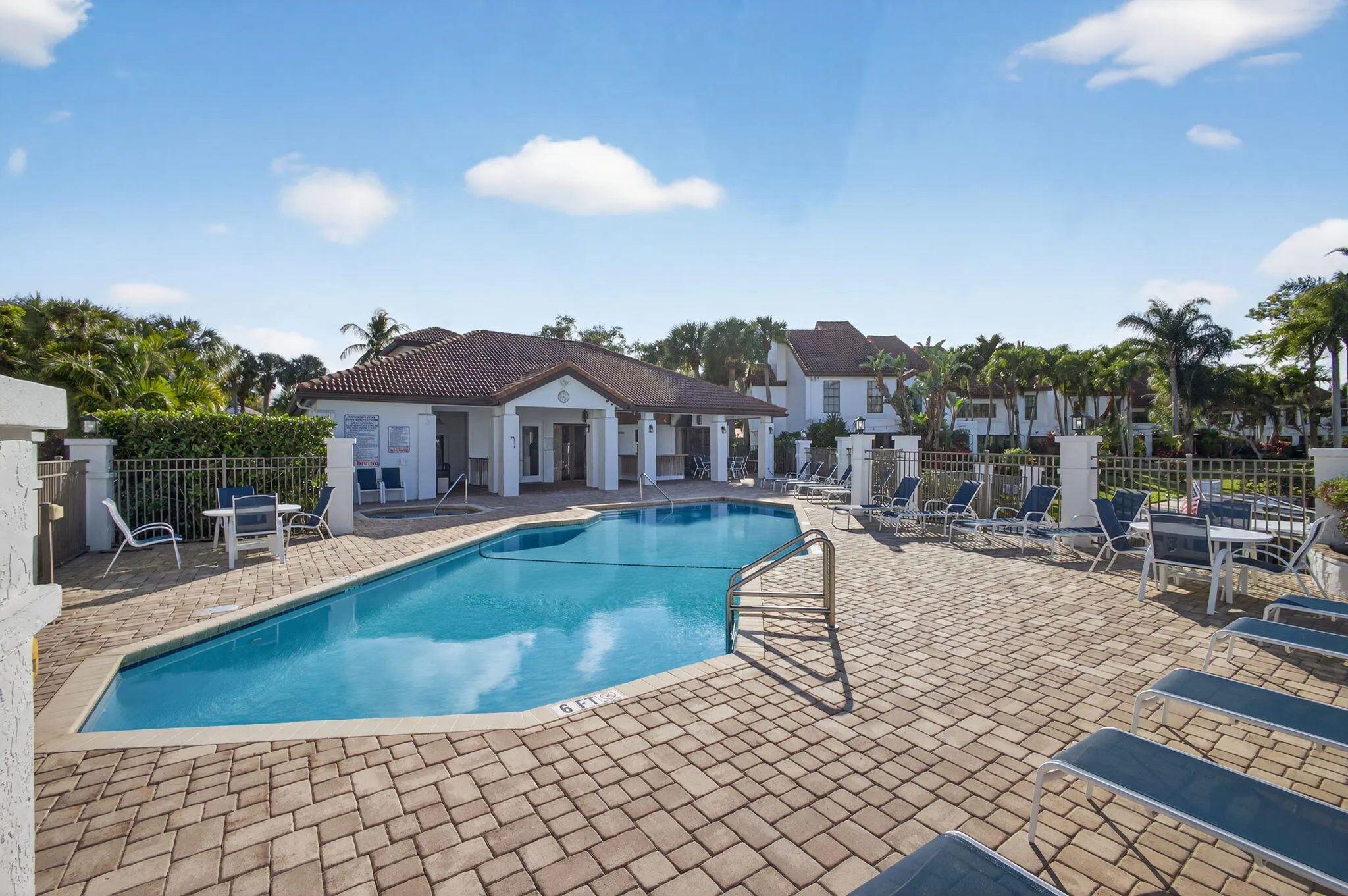 2439 Treasure Isle Drive #Unit 7