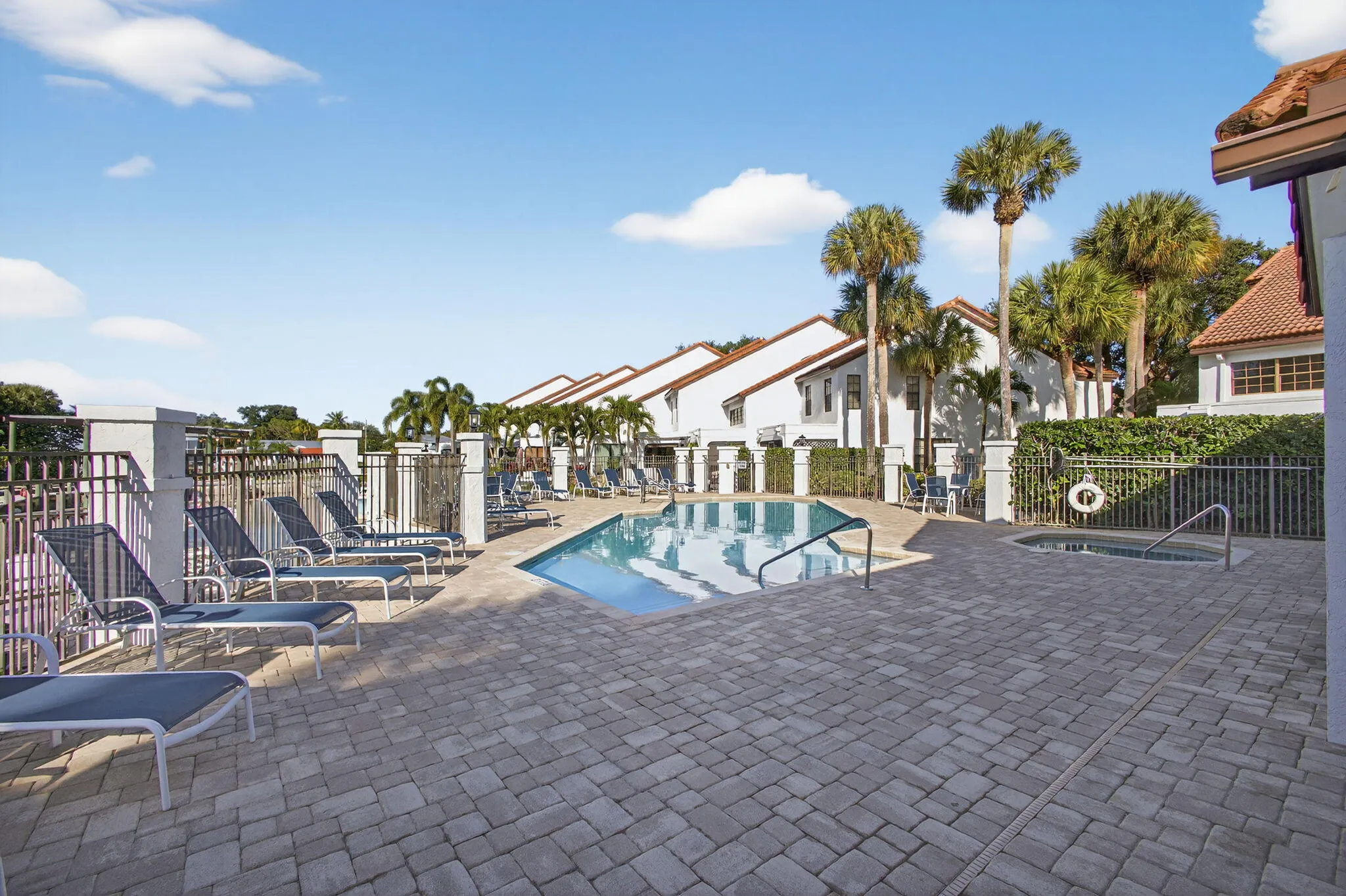 2439 Treasure Isle Drive #Unit 7