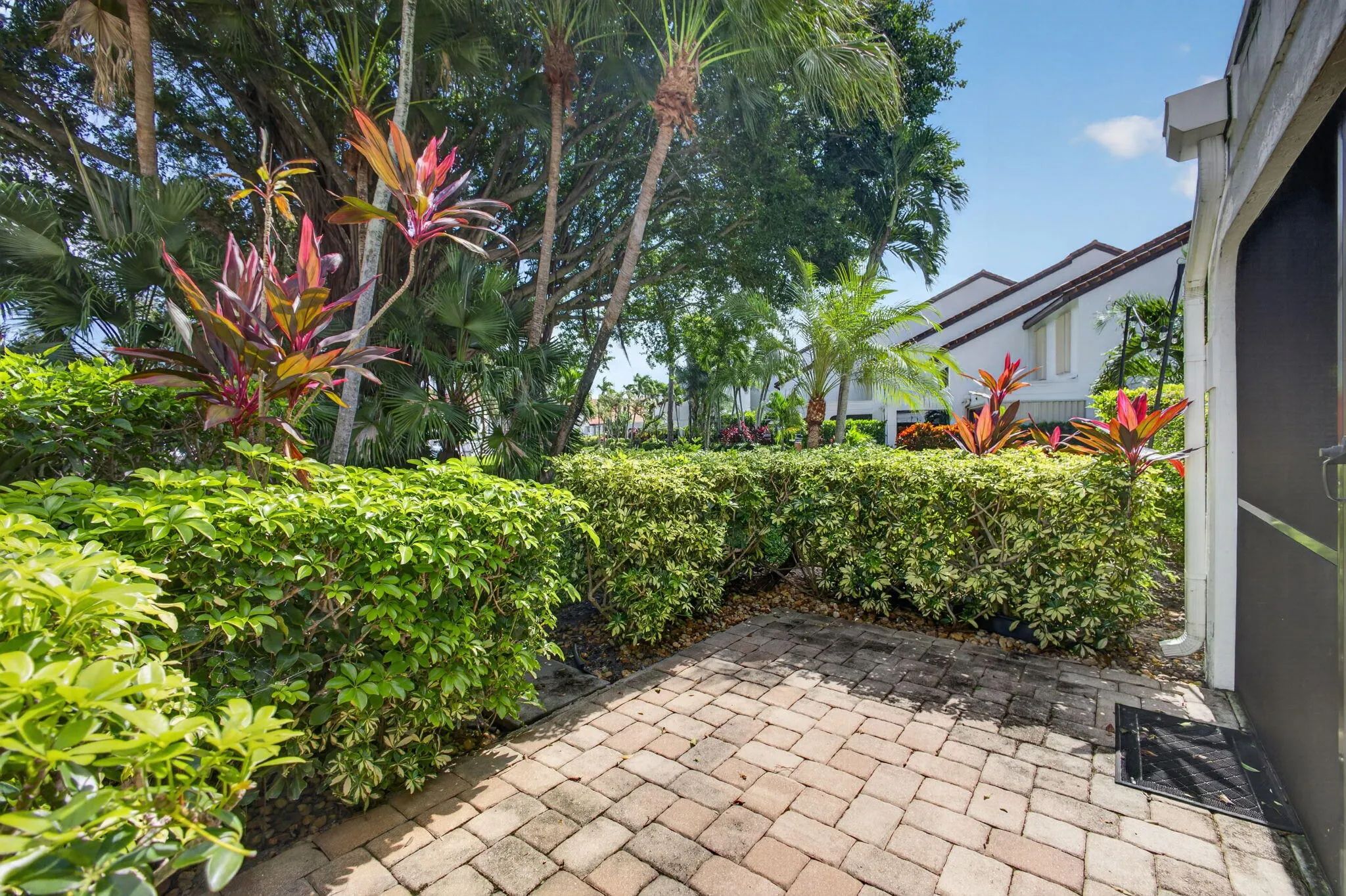 2439 Treasure Isle Drive #Unit 7