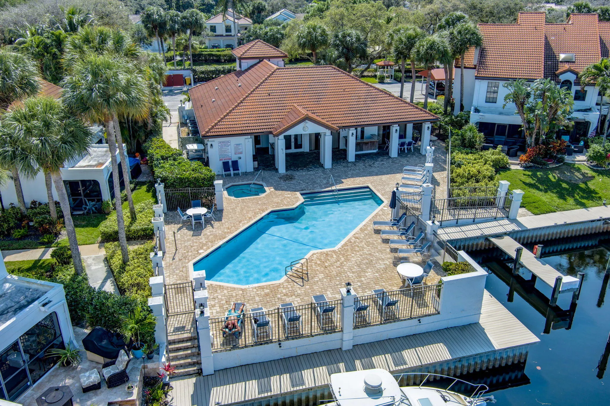 2439 Treasure Isle Drive #Unit 7
