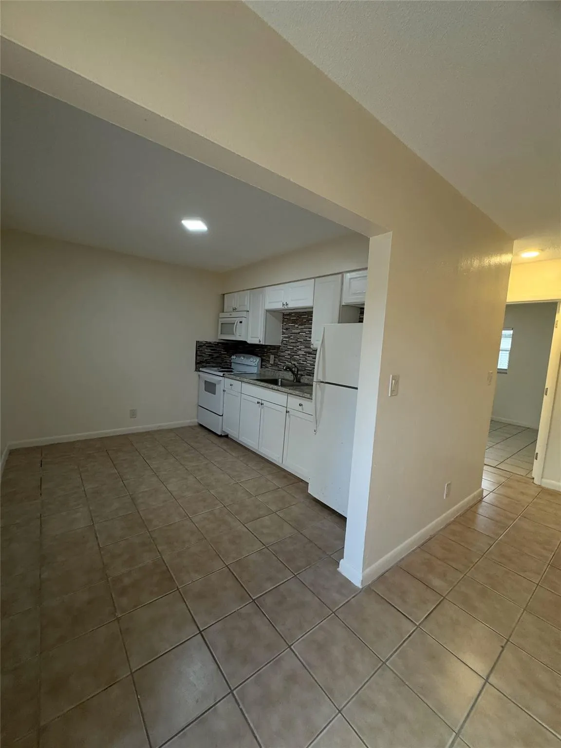 3908 NW 30TH Terrace ##3