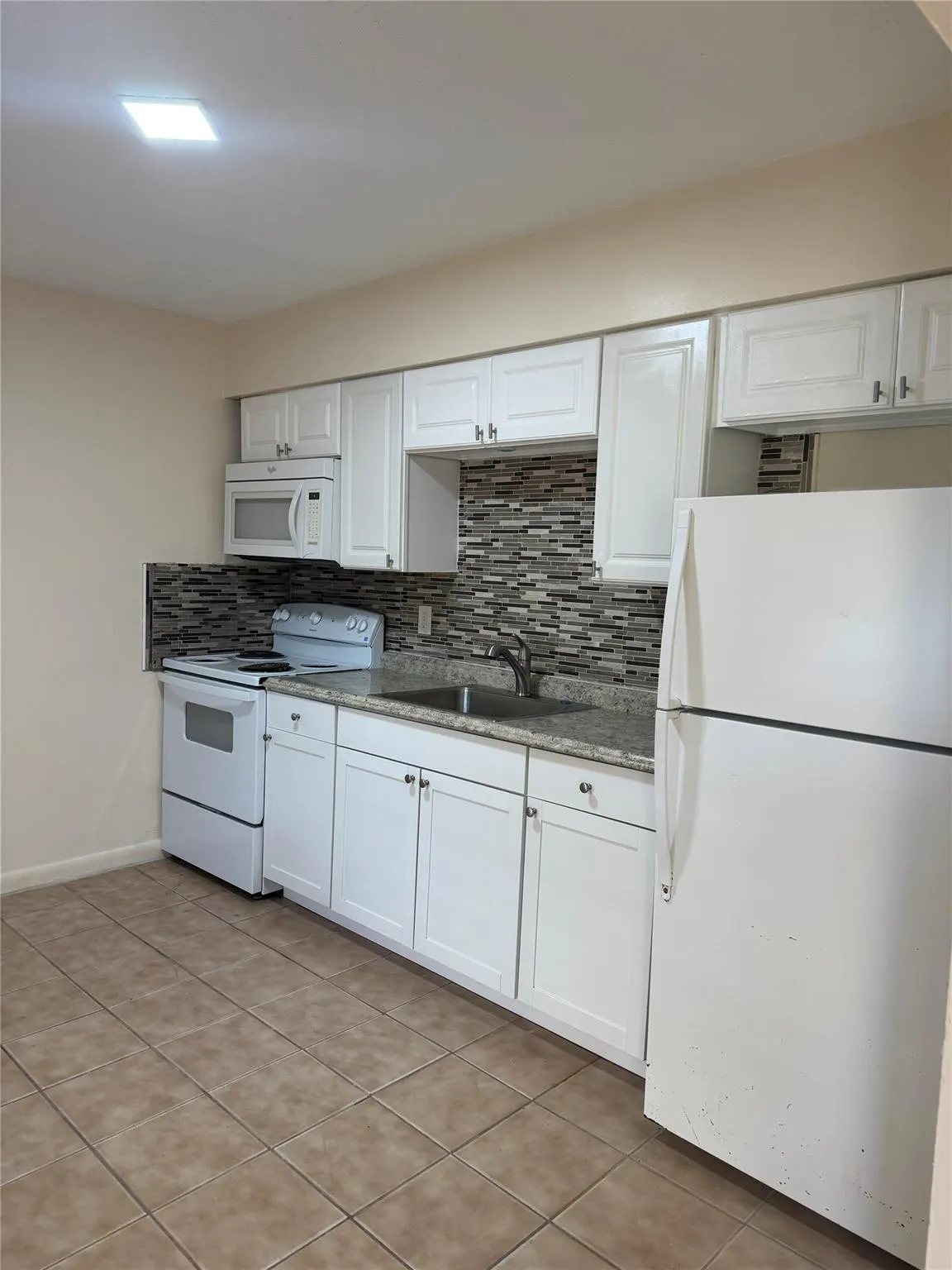 3908 NW 30TH Terrace ##3