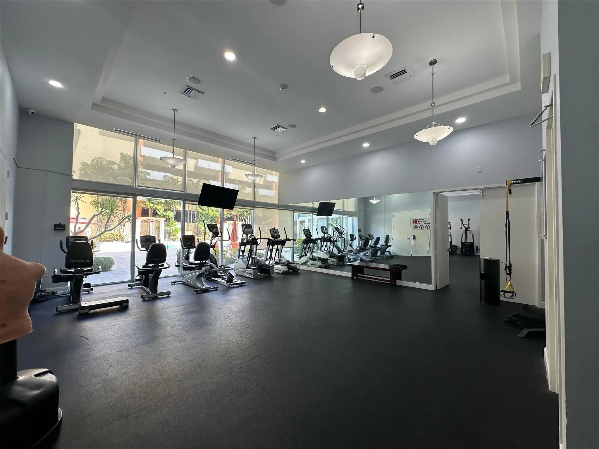 2775 NE 187TH Street #621