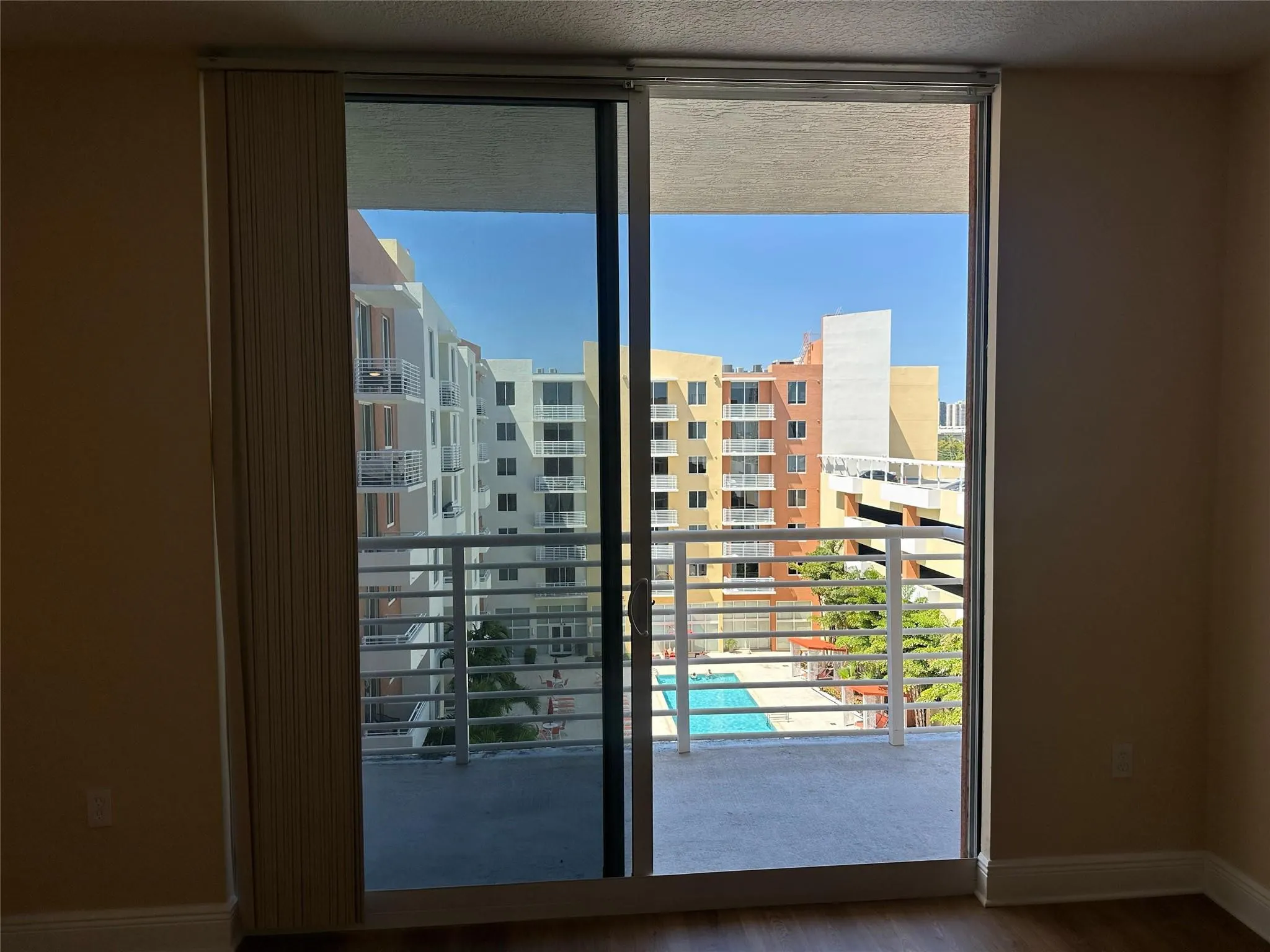 2775 NE 187TH Street #621