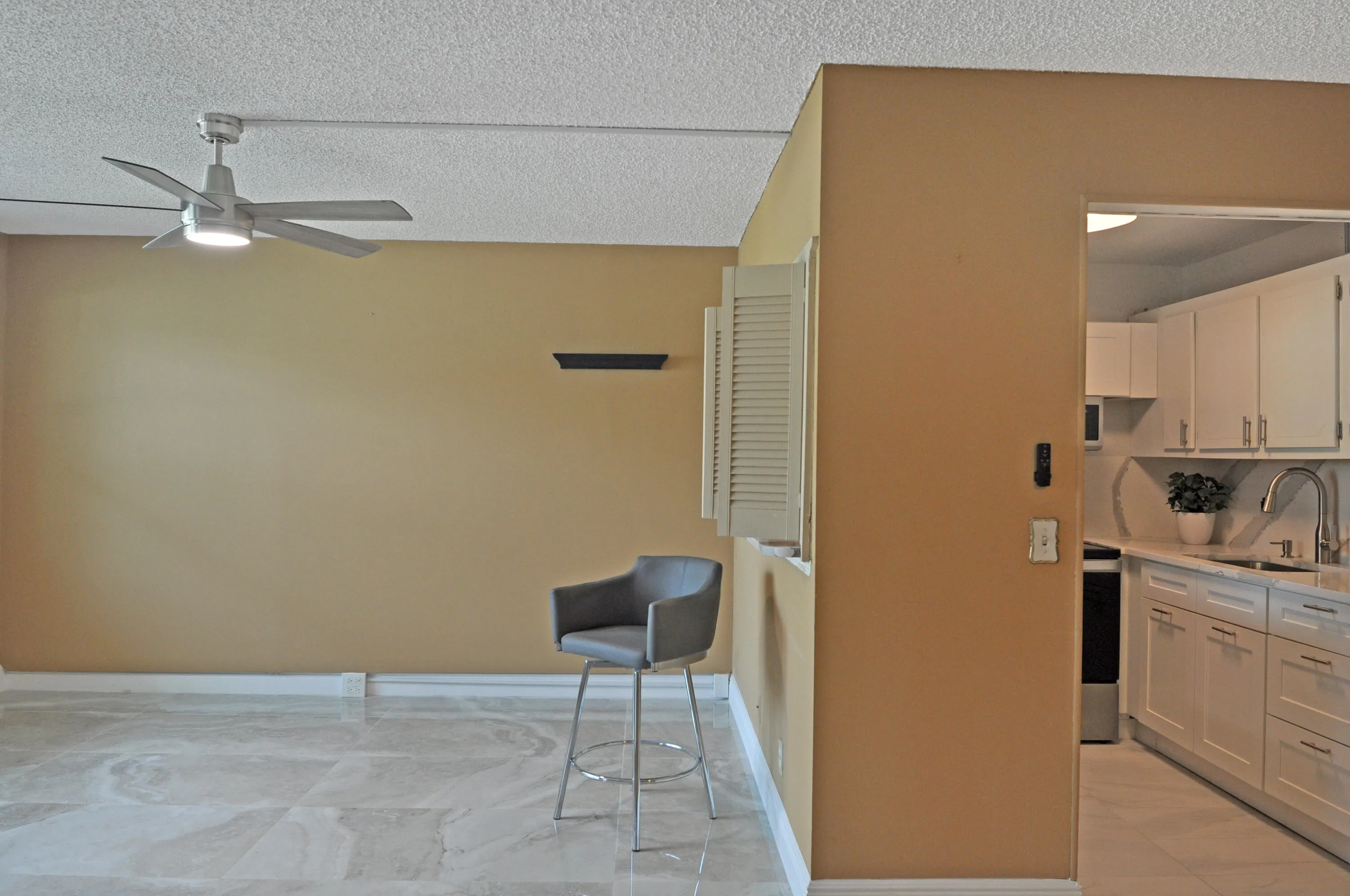 238 Chatham L