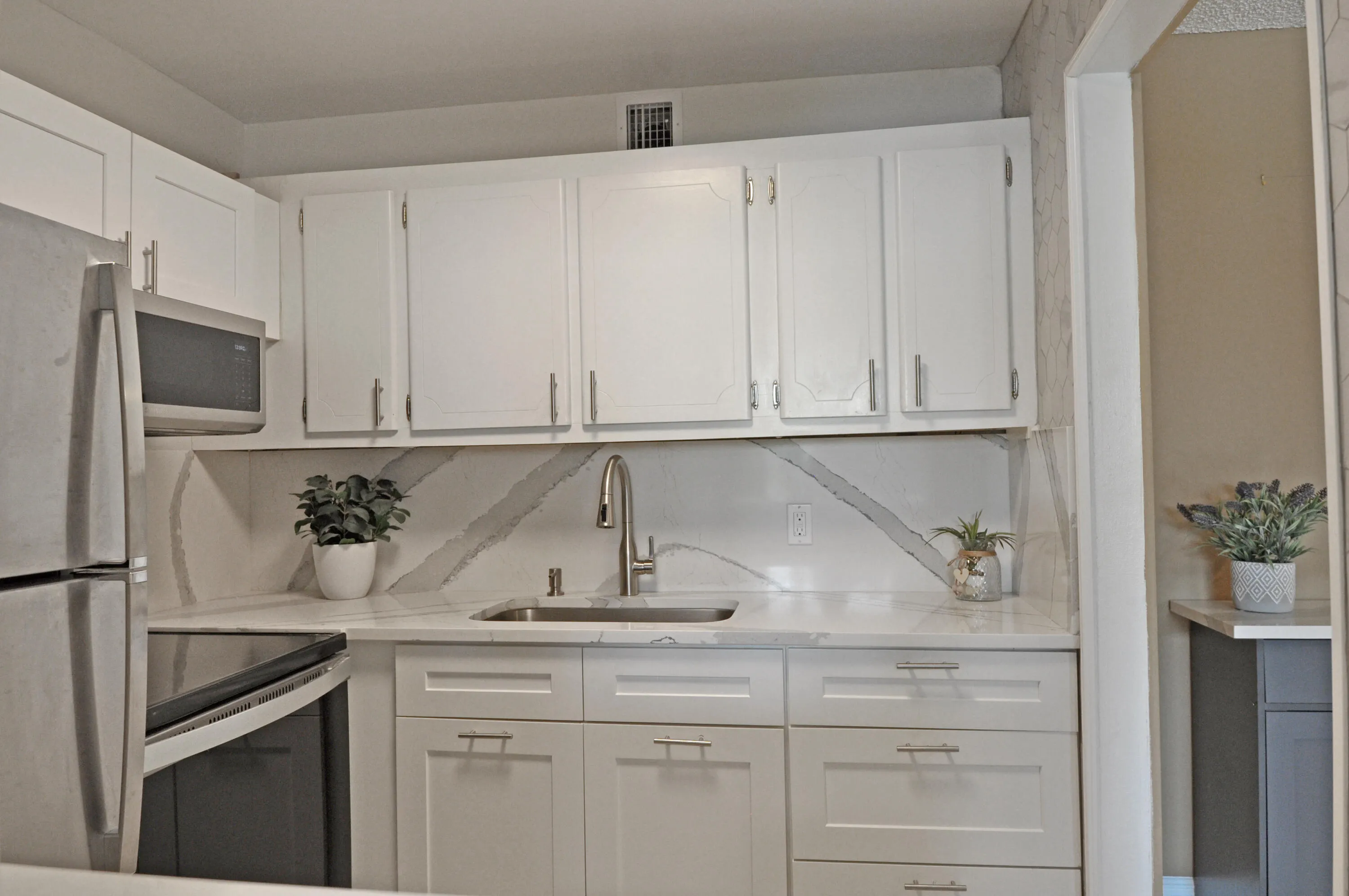 238 Chatham L