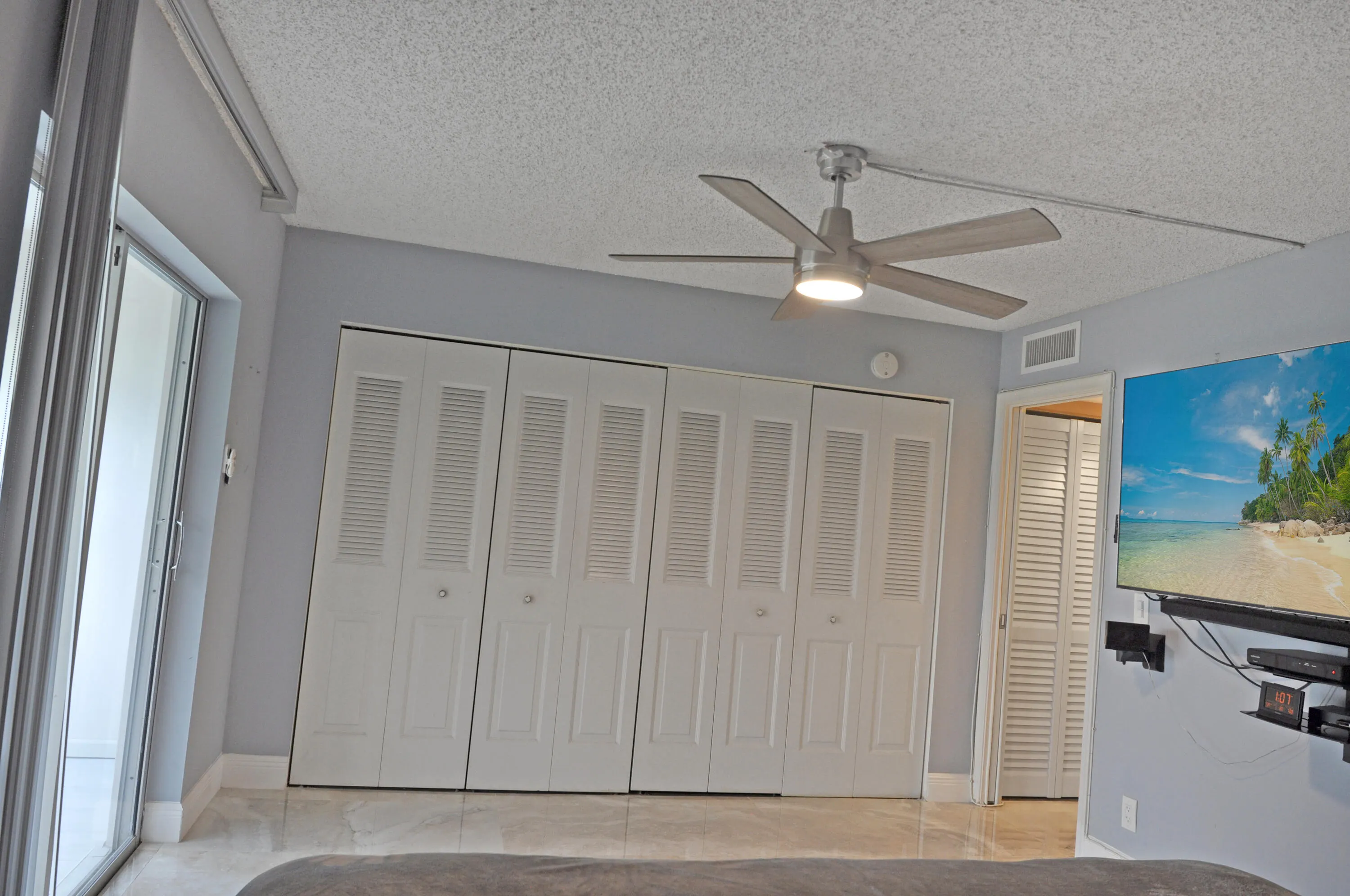 238 Chatham L
