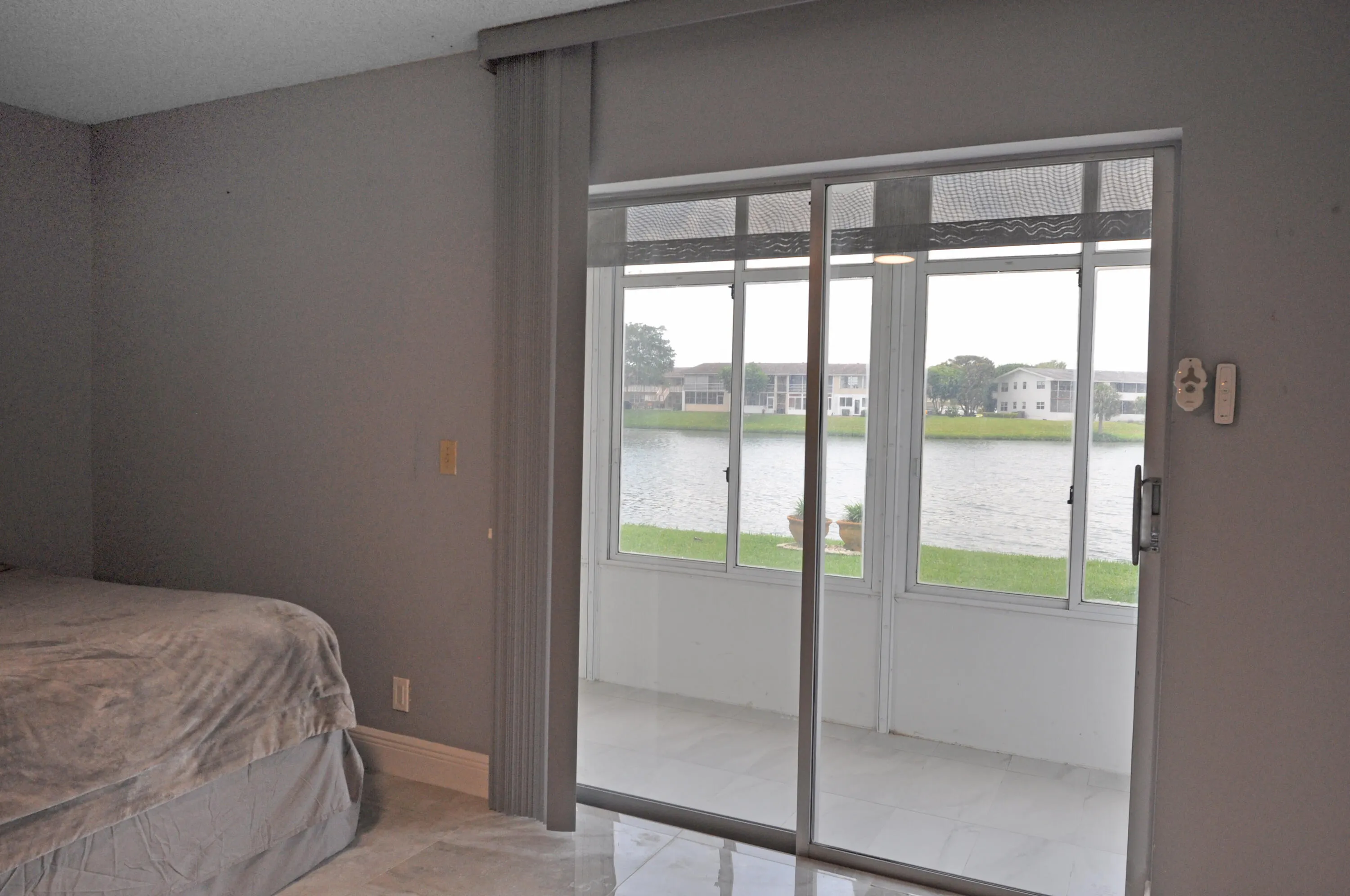 238 Chatham L