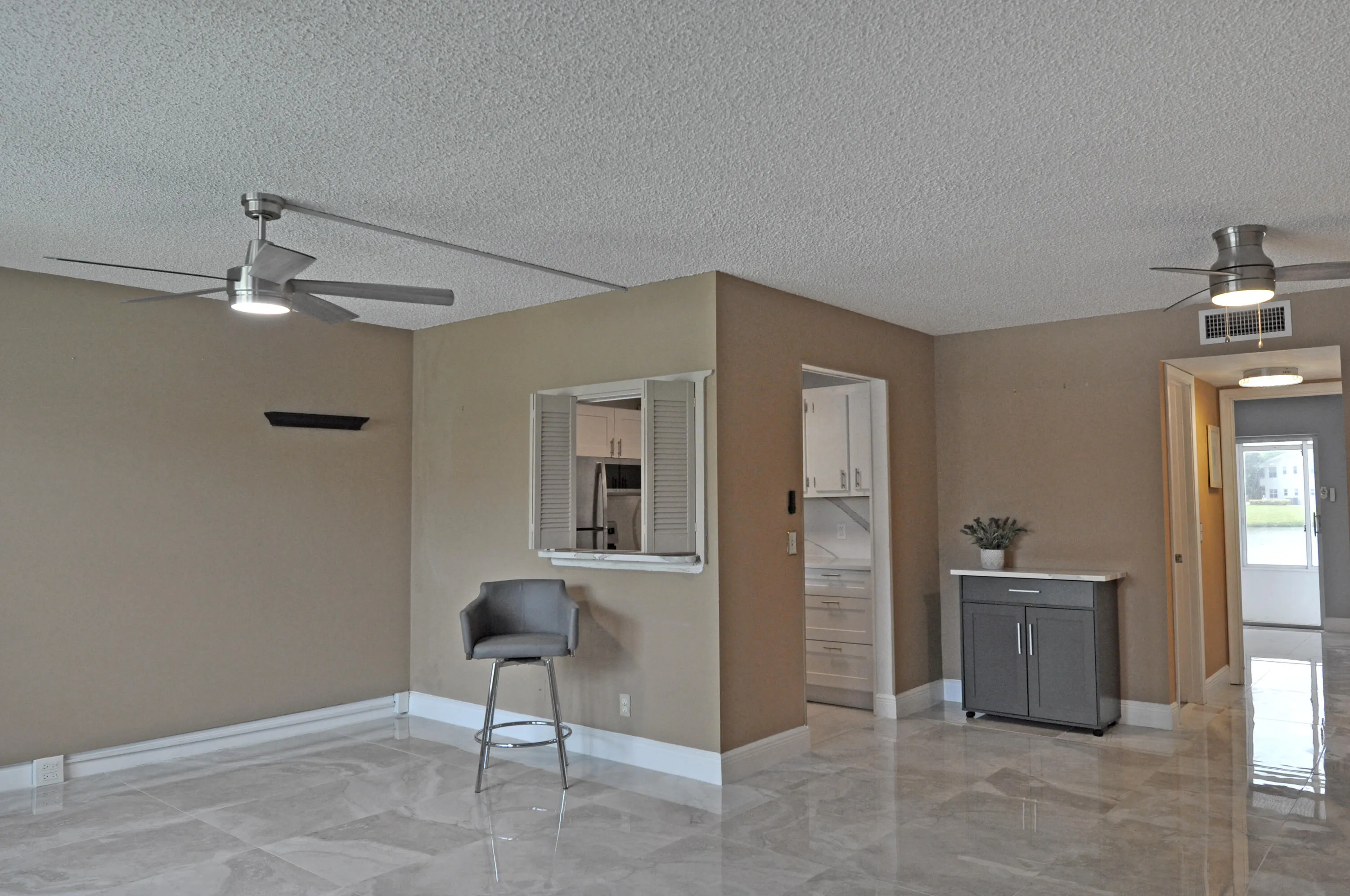 238 Chatham L