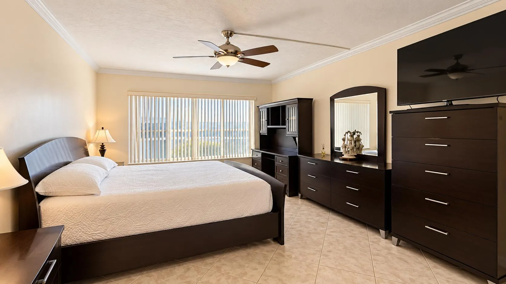 3750 Galt Ocean Drive #1705