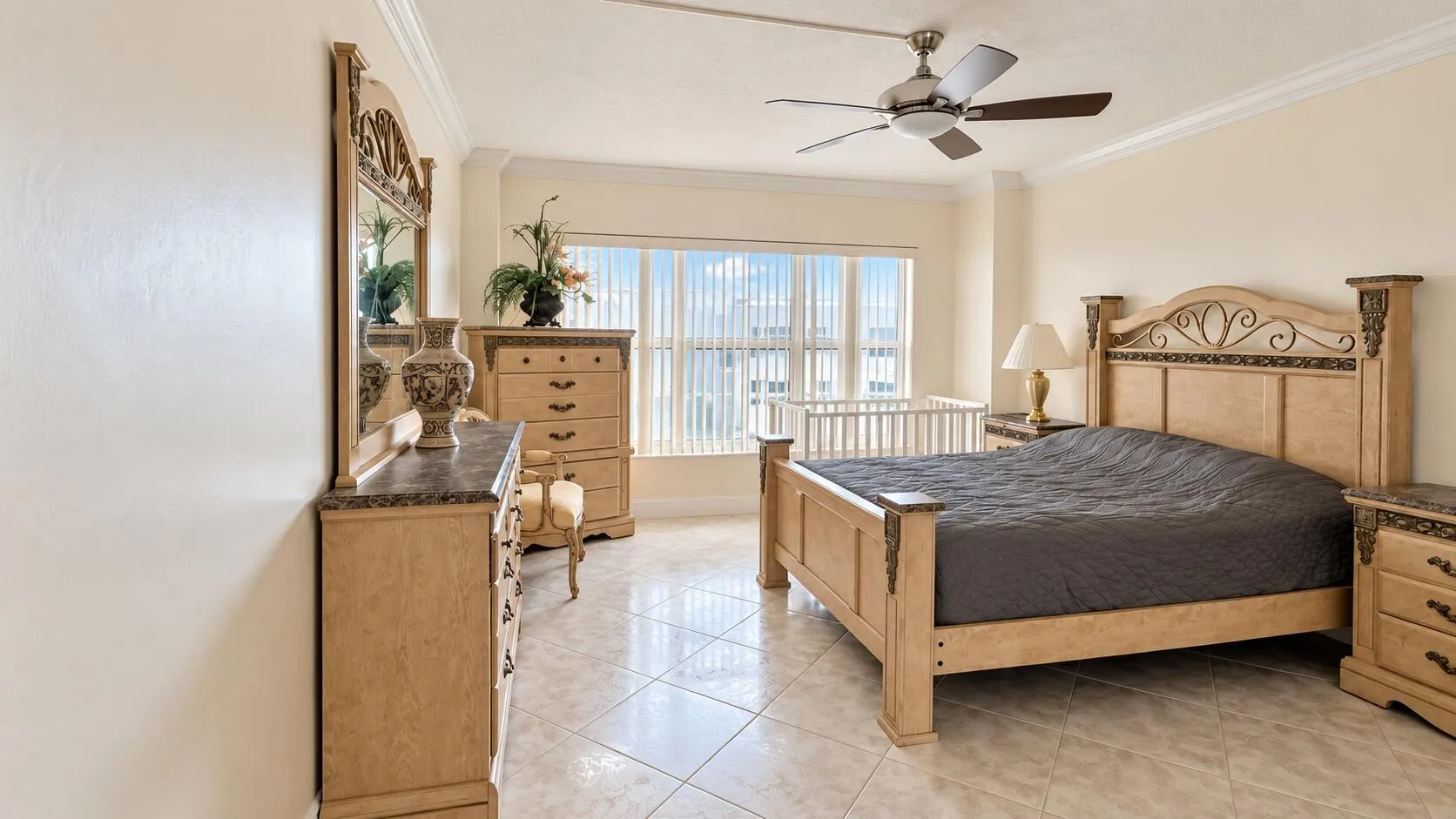 3750 Galt Ocean Drive #1705