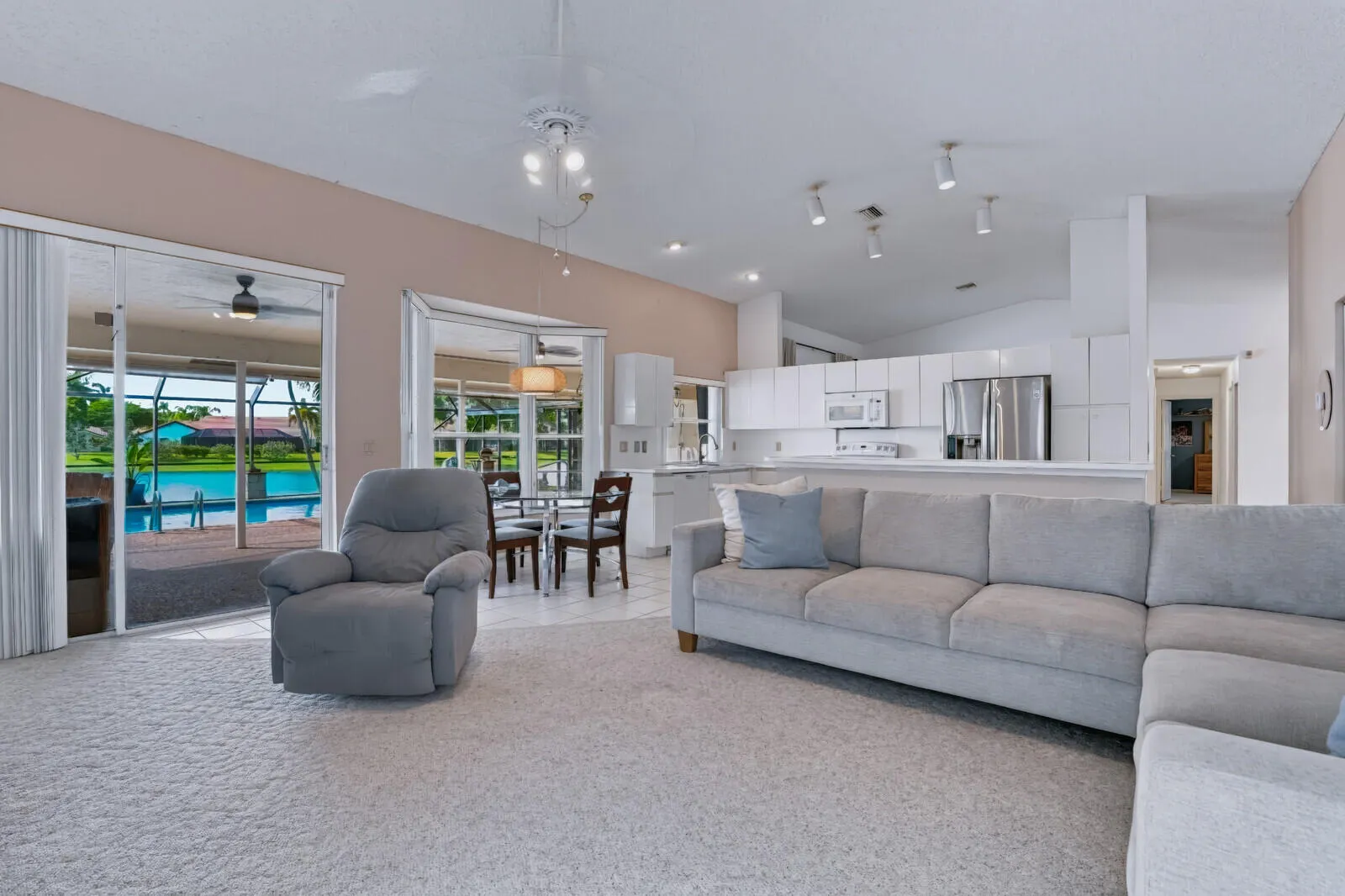 11235 ISLAND LAKES Lane