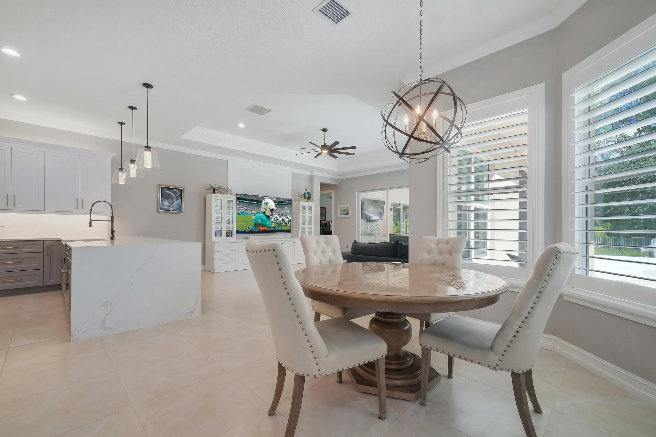 7630 Maywood Crest Drive