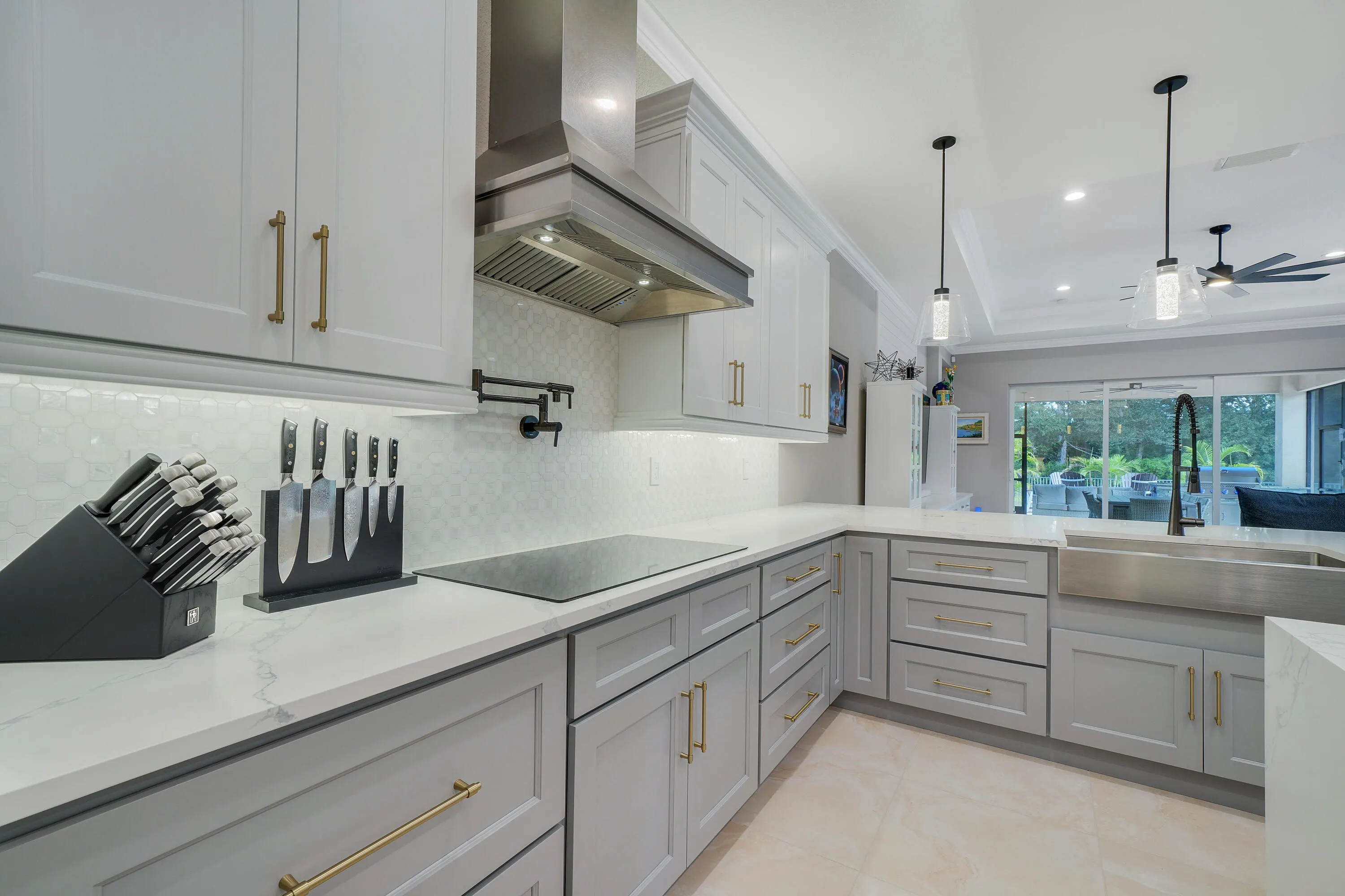 7630 Maywood Crest Drive