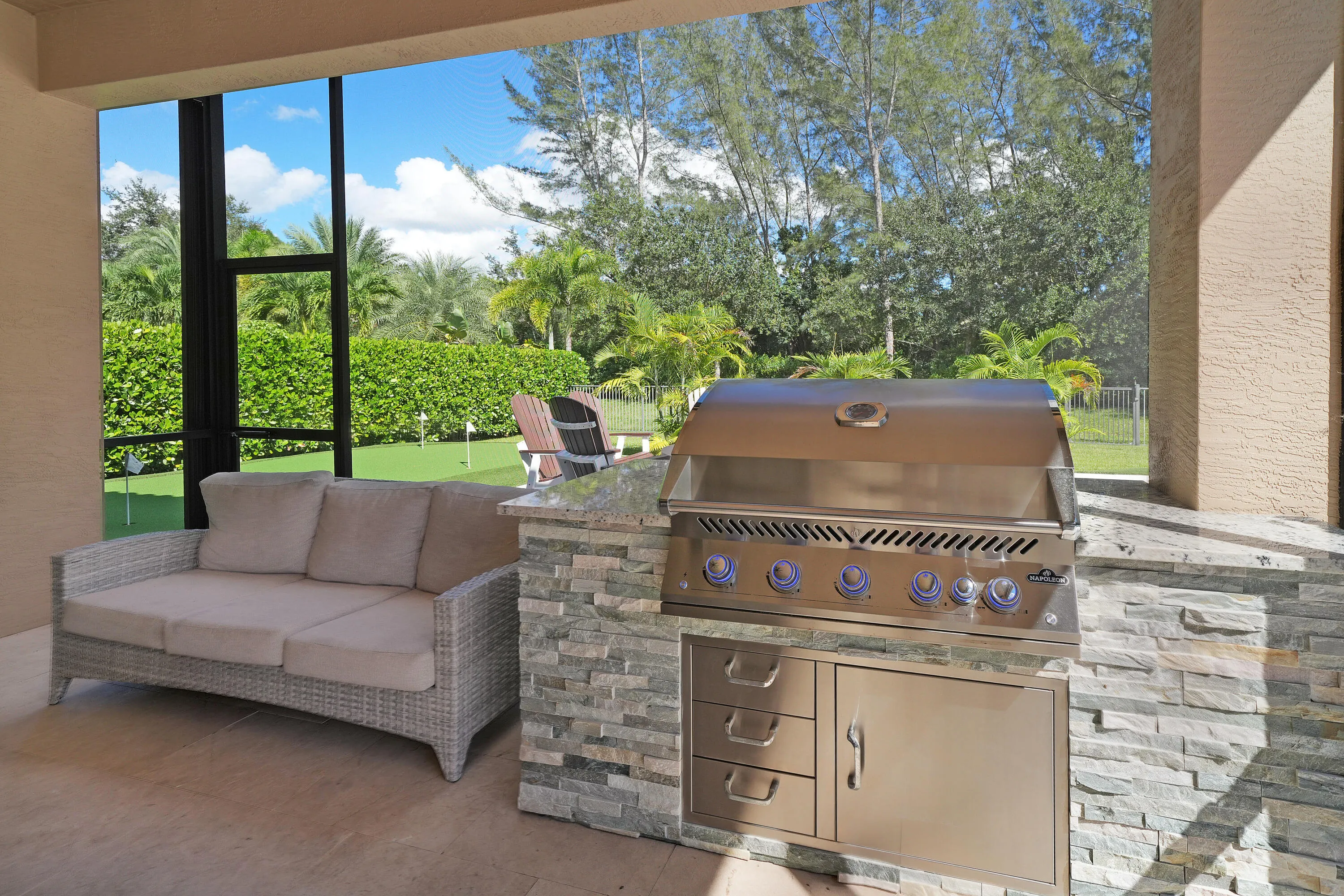 7630 Maywood Crest Drive