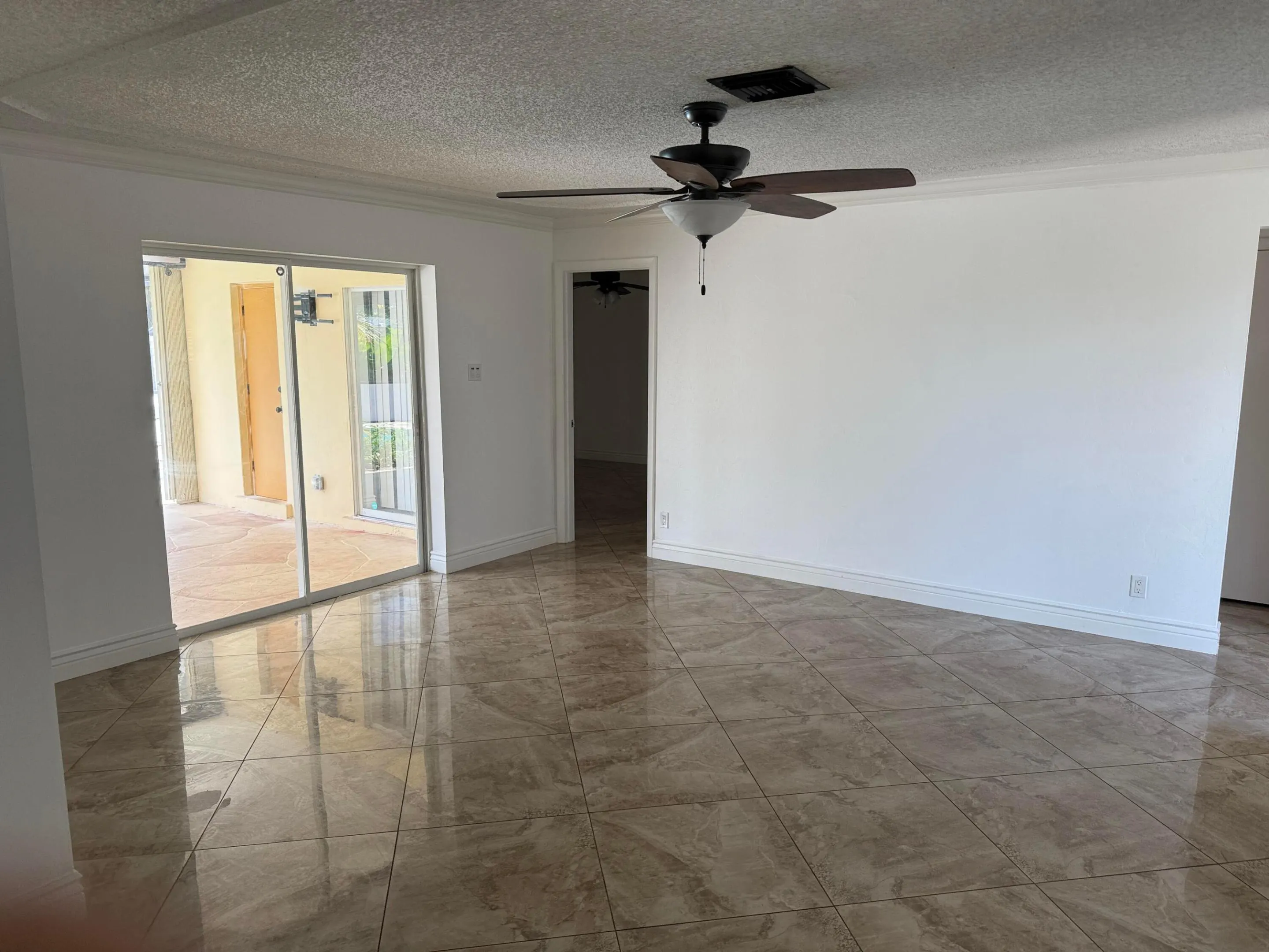 6957 NW 9TH Court