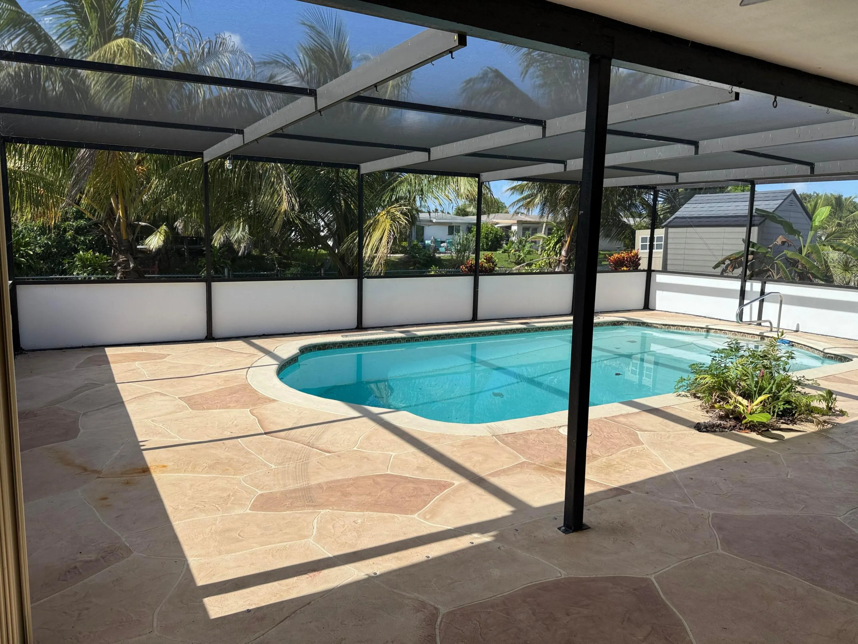 6957 NW 9TH Court
