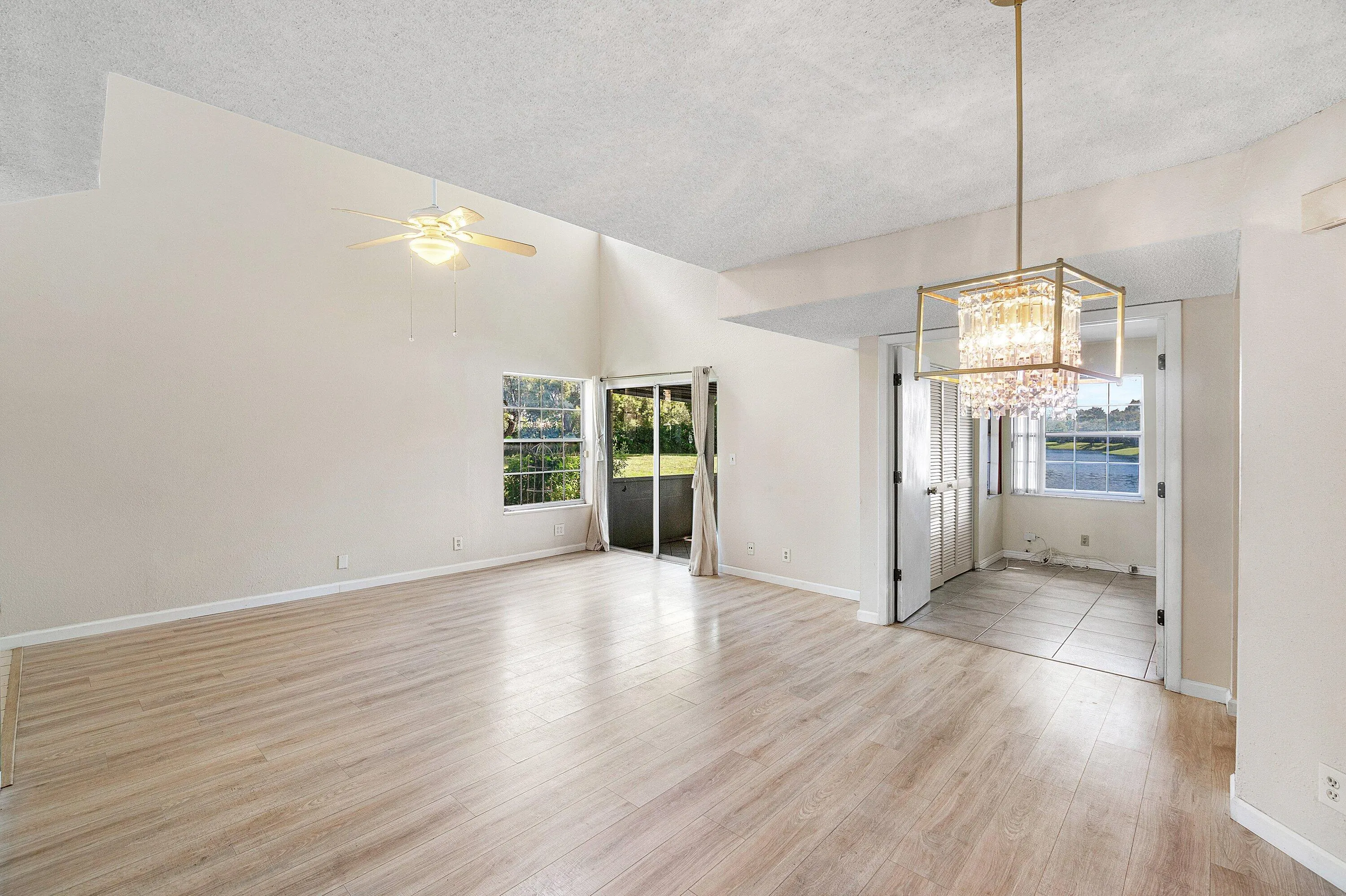 5272 BUCKHEAD Circle #01010