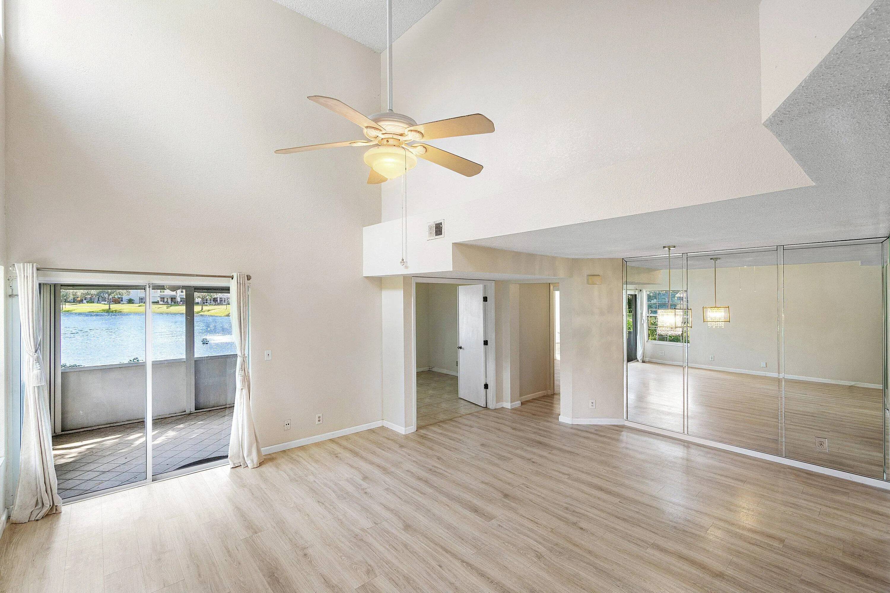 5272 BUCKHEAD Circle #01010