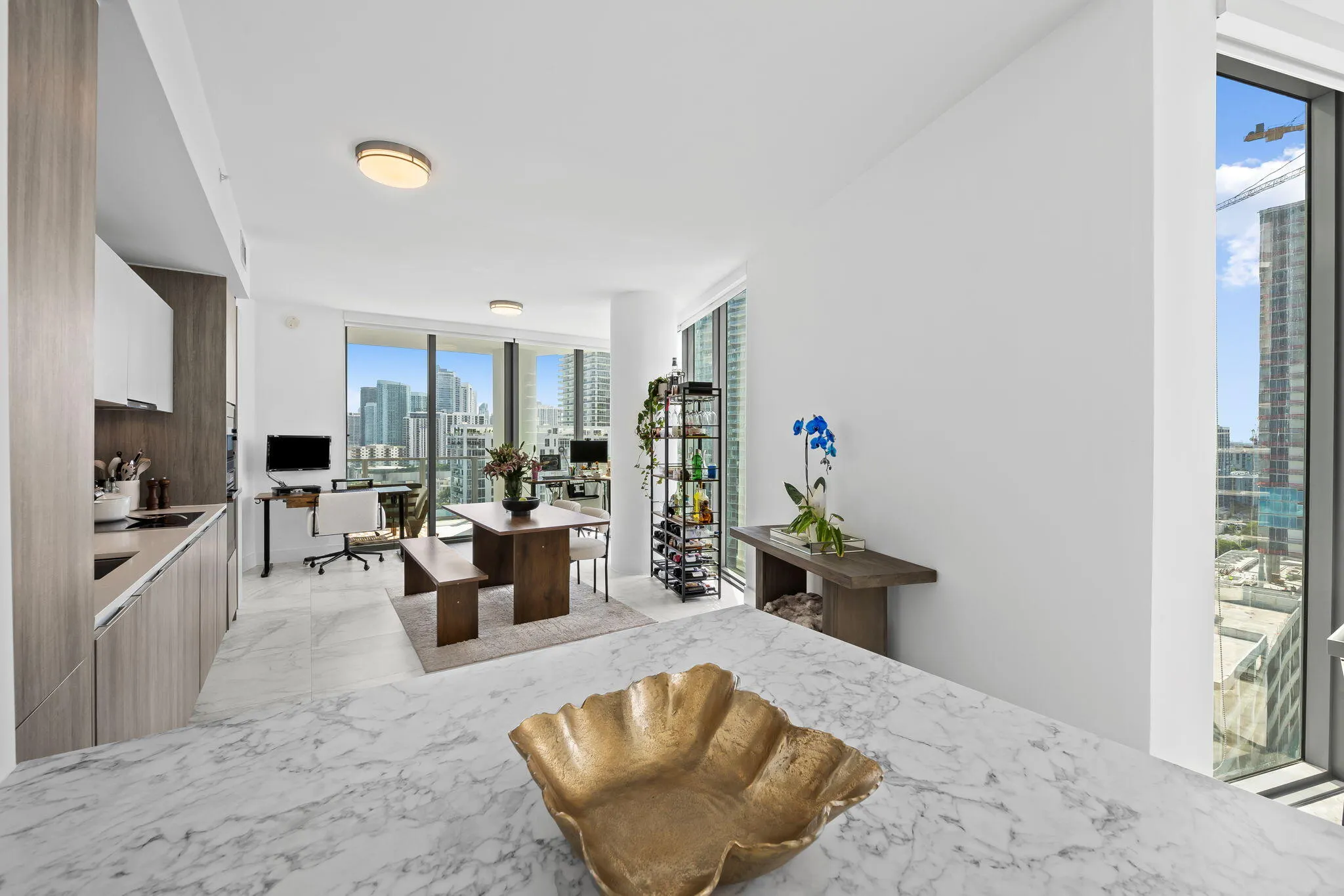 2900 NE 7th Avenue #1909