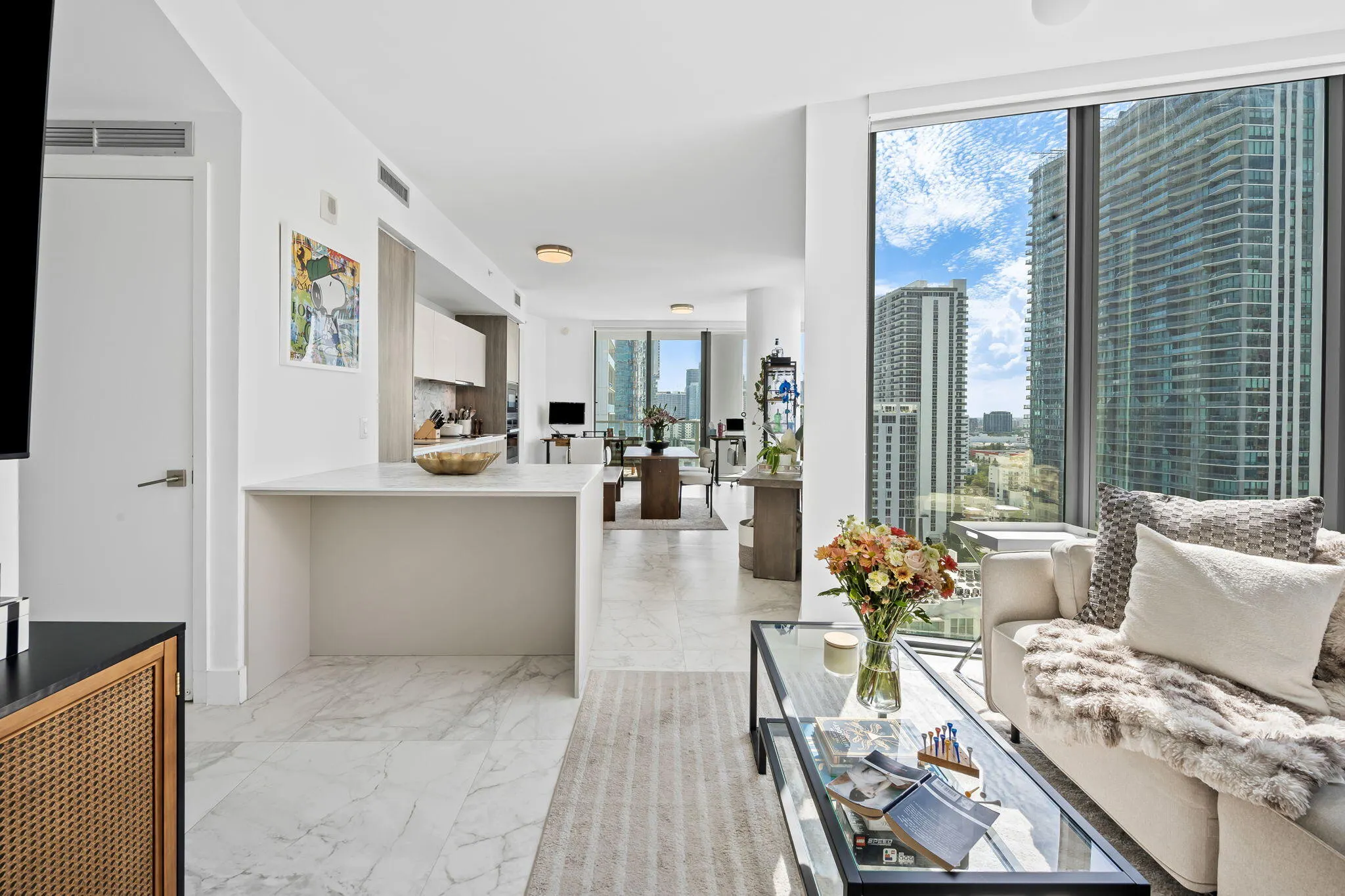 2900 NE 7th Avenue #1909