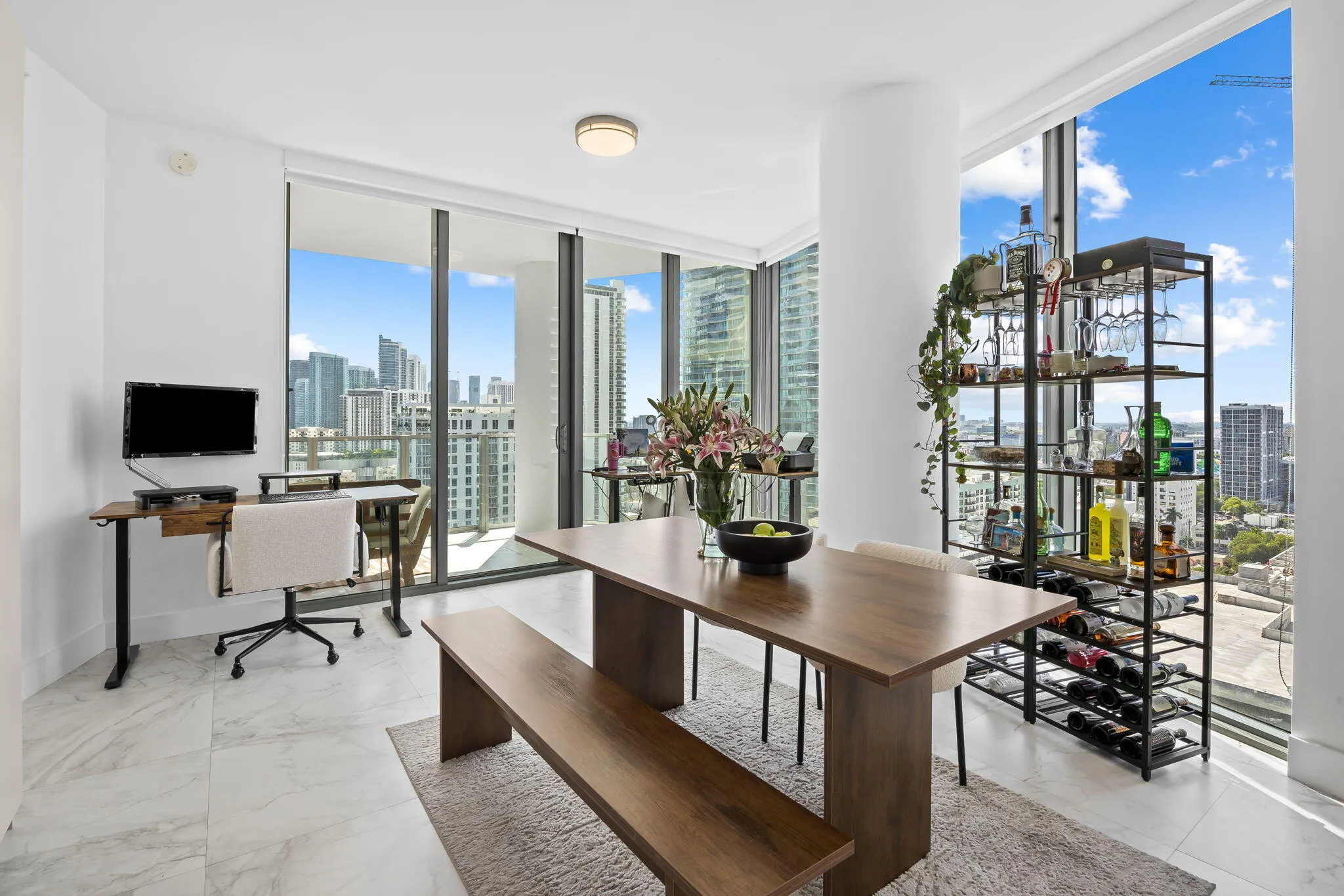 2900 NE 7th Avenue #1909