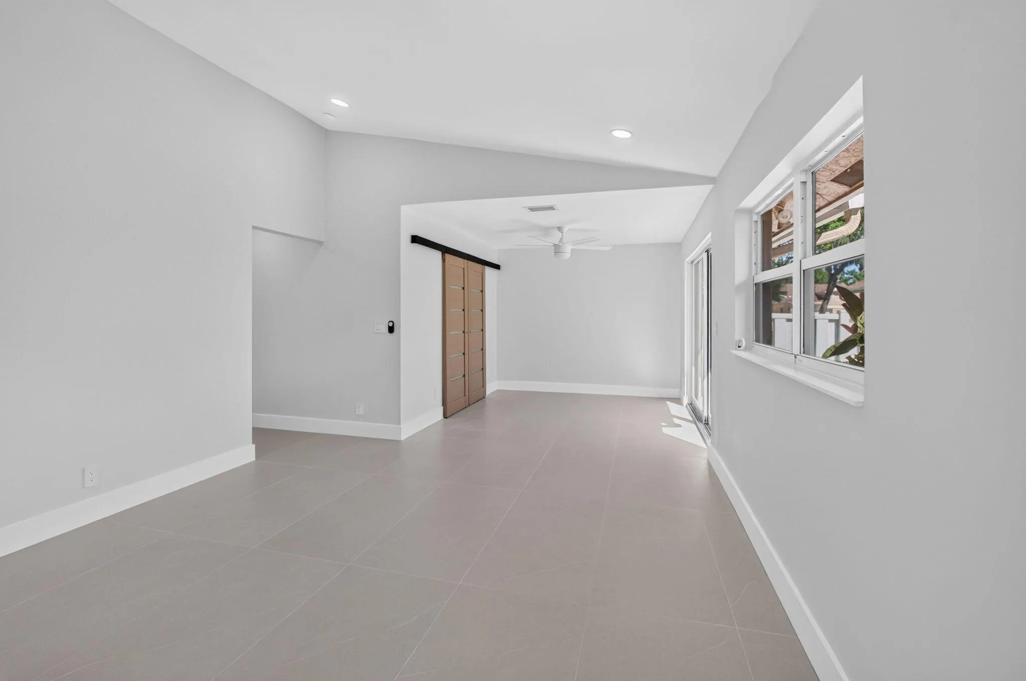 8279 Summerbreeze Lane
