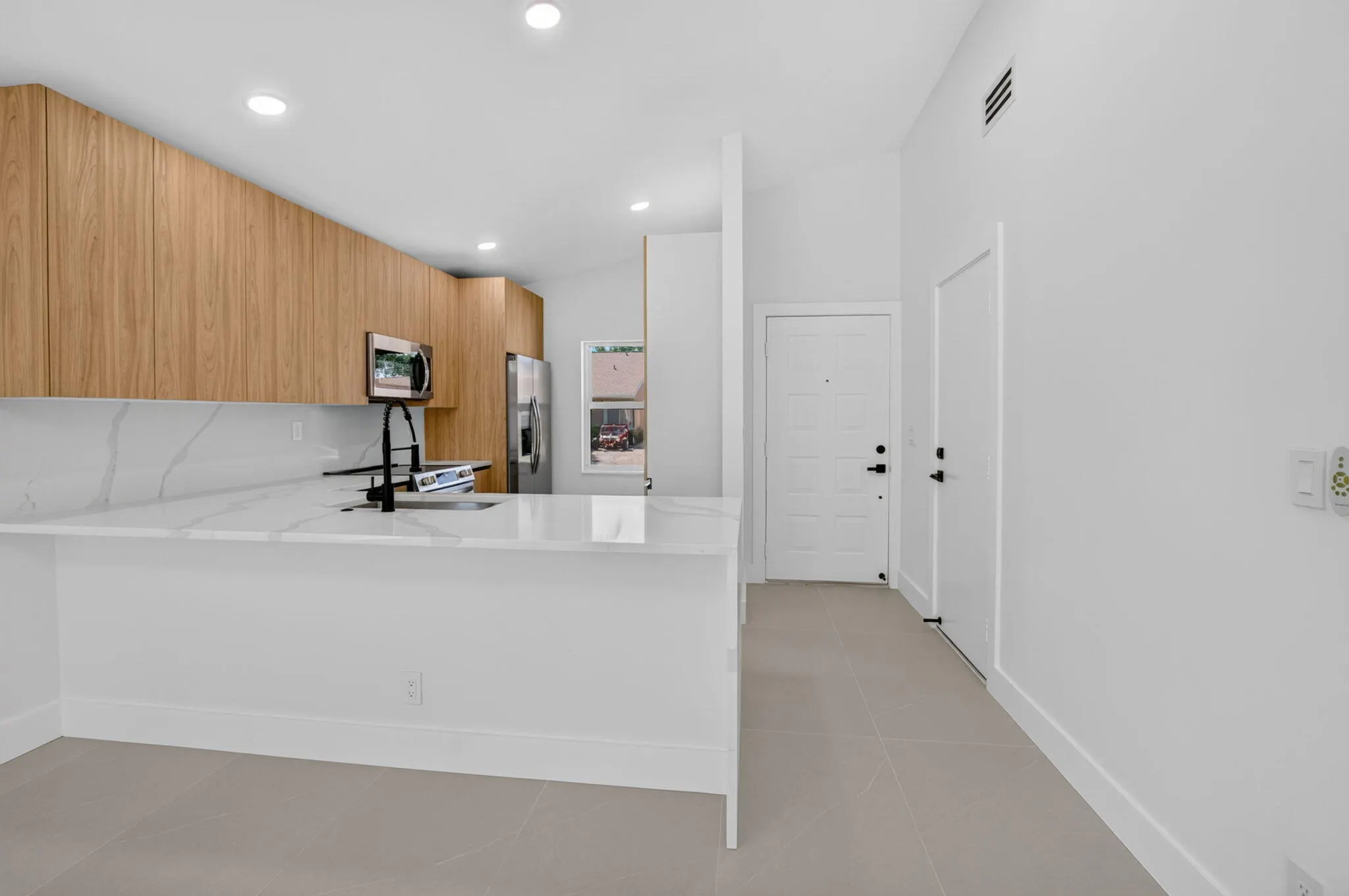 8279 Summerbreeze Lane