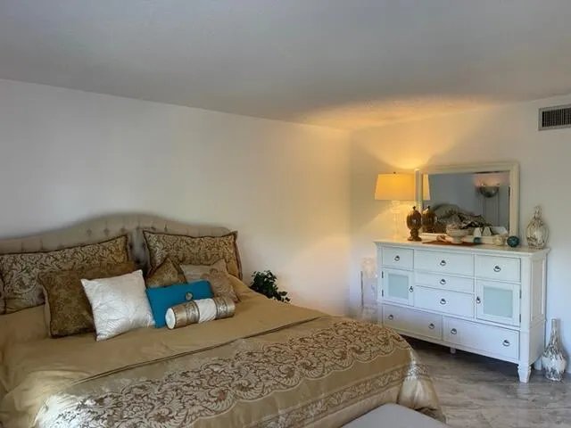 3605 S OCEAN Boulevard #224