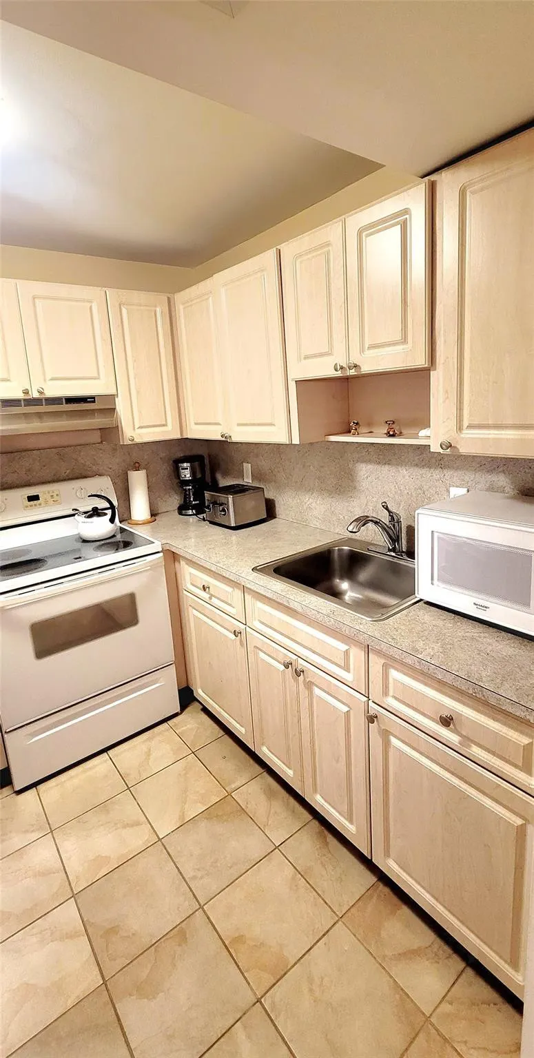 2901 NW 47TH Terrace #247B