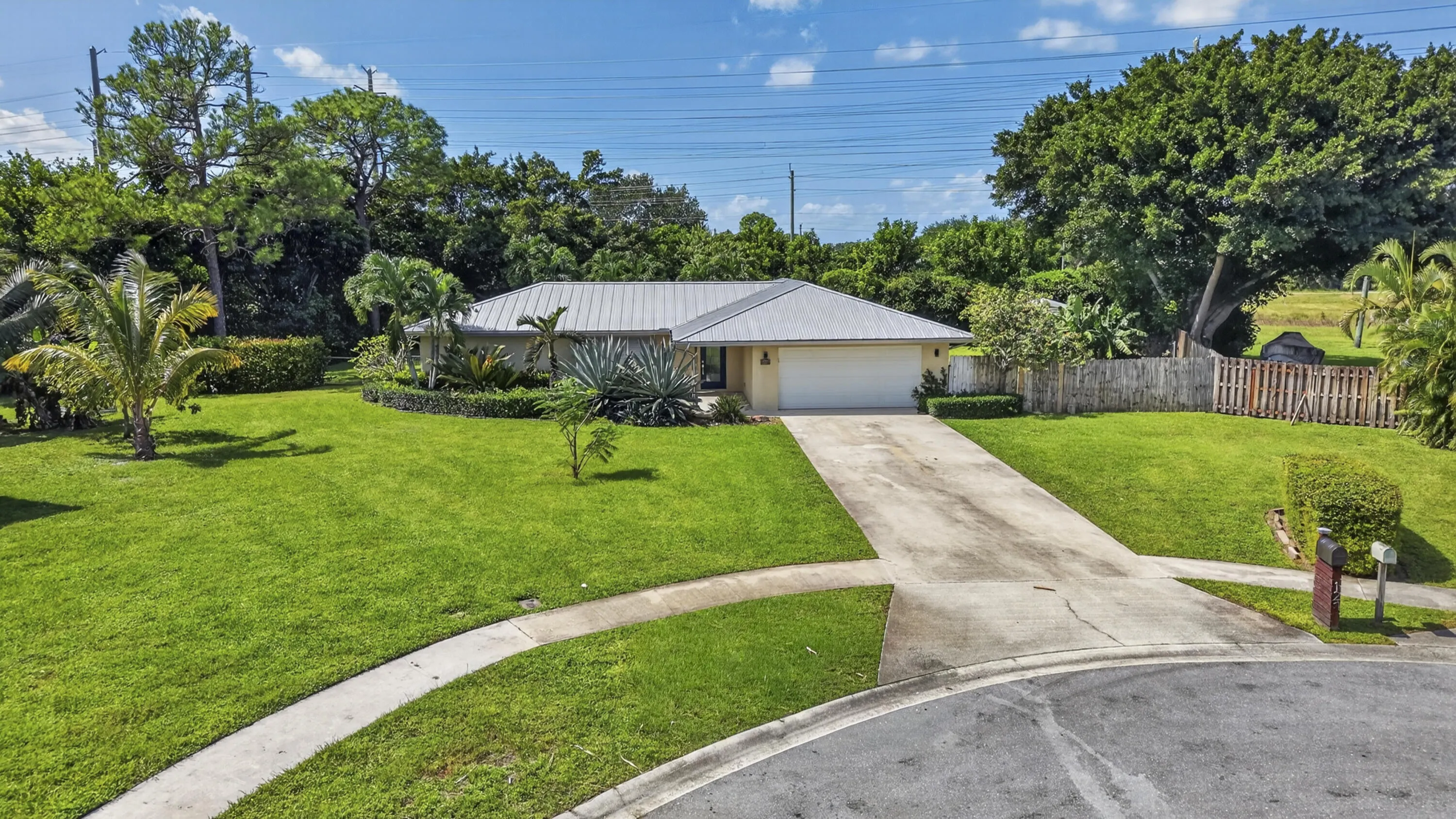127 Raven Court