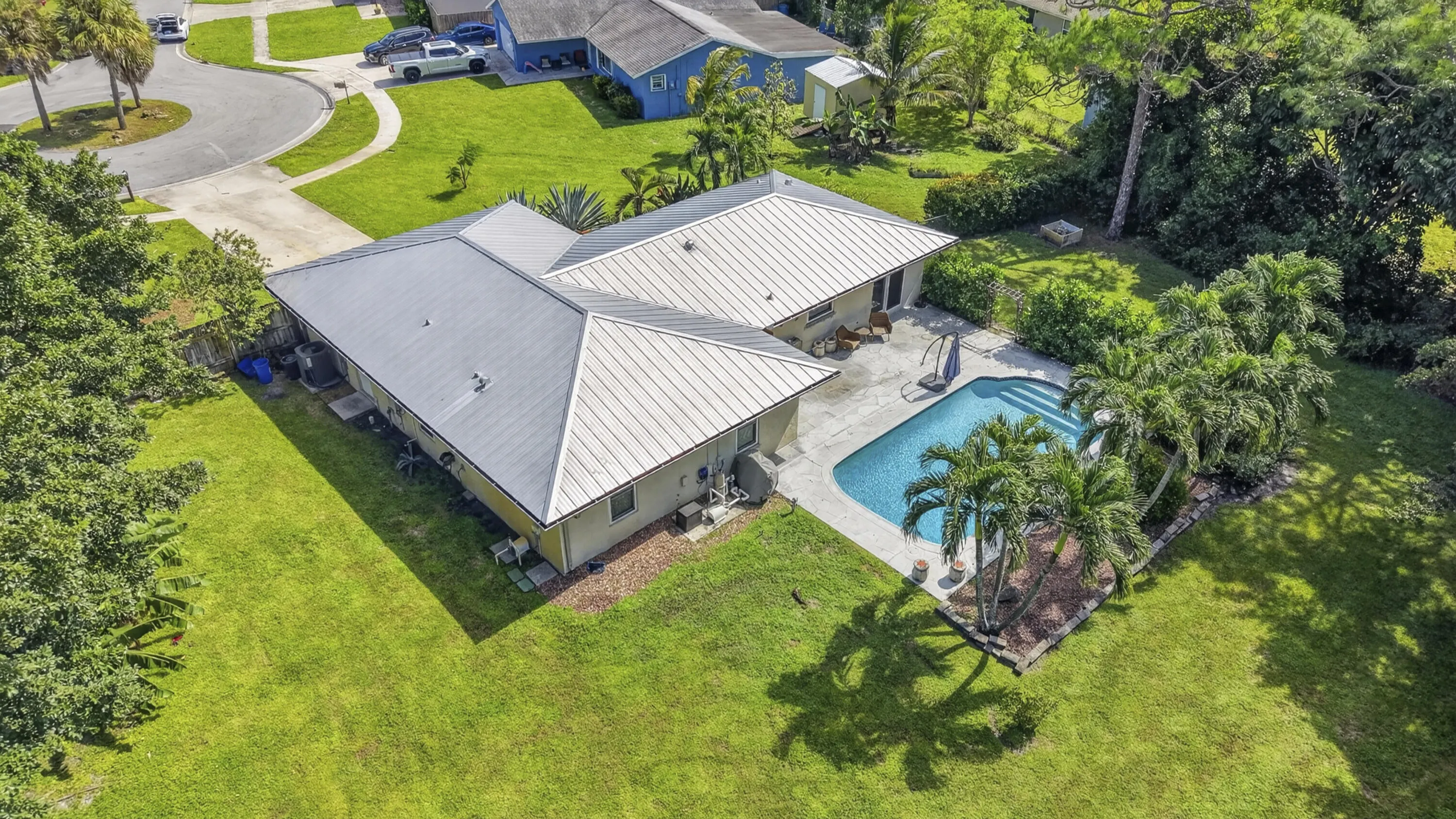 127 Raven Court