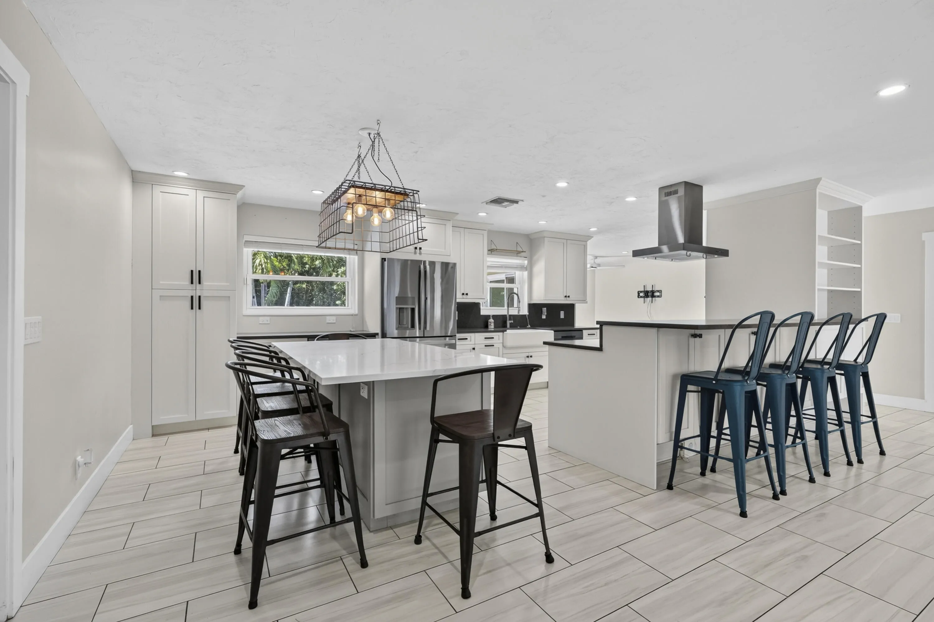 127 Raven Court