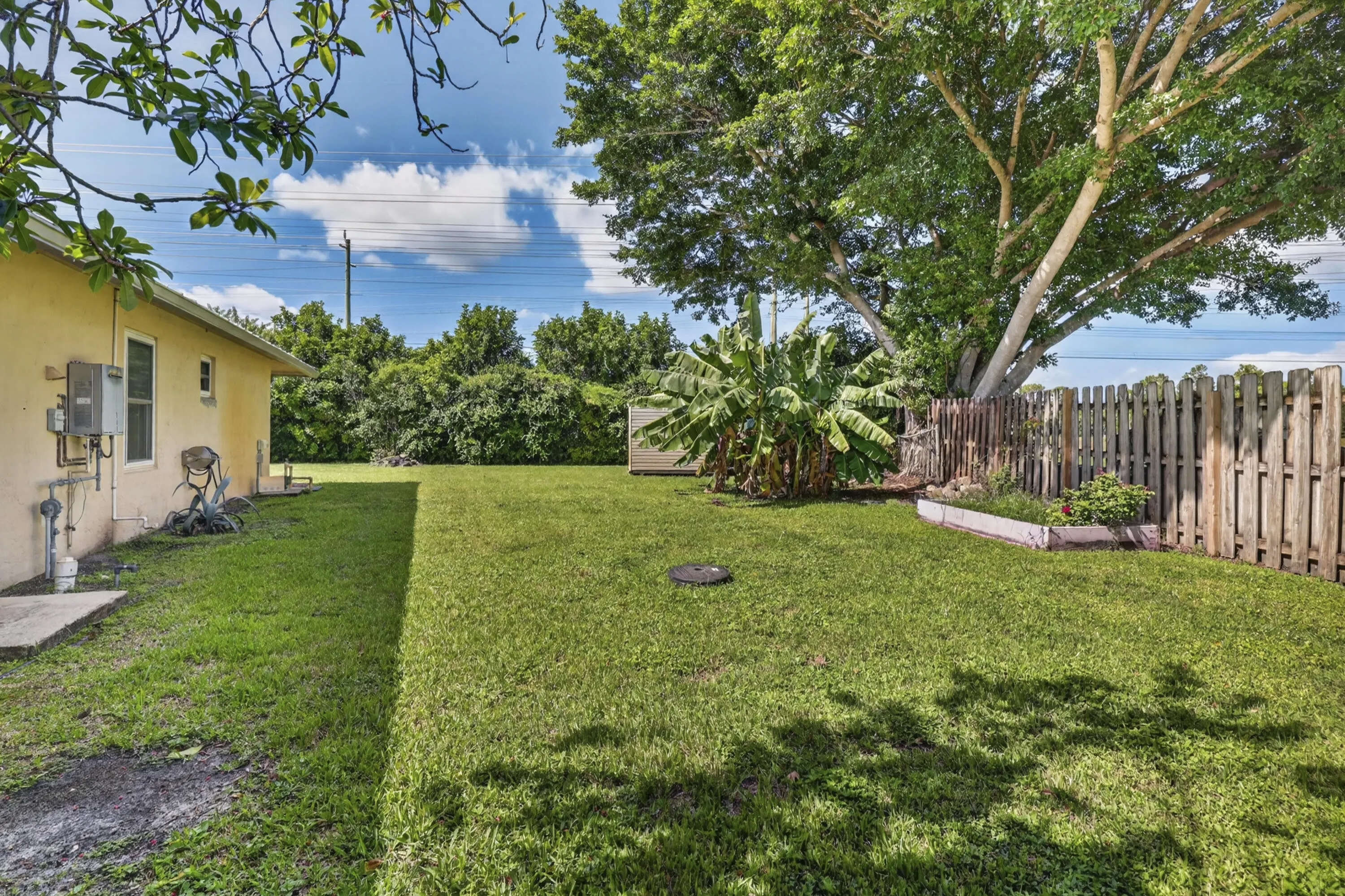 127 Raven Court